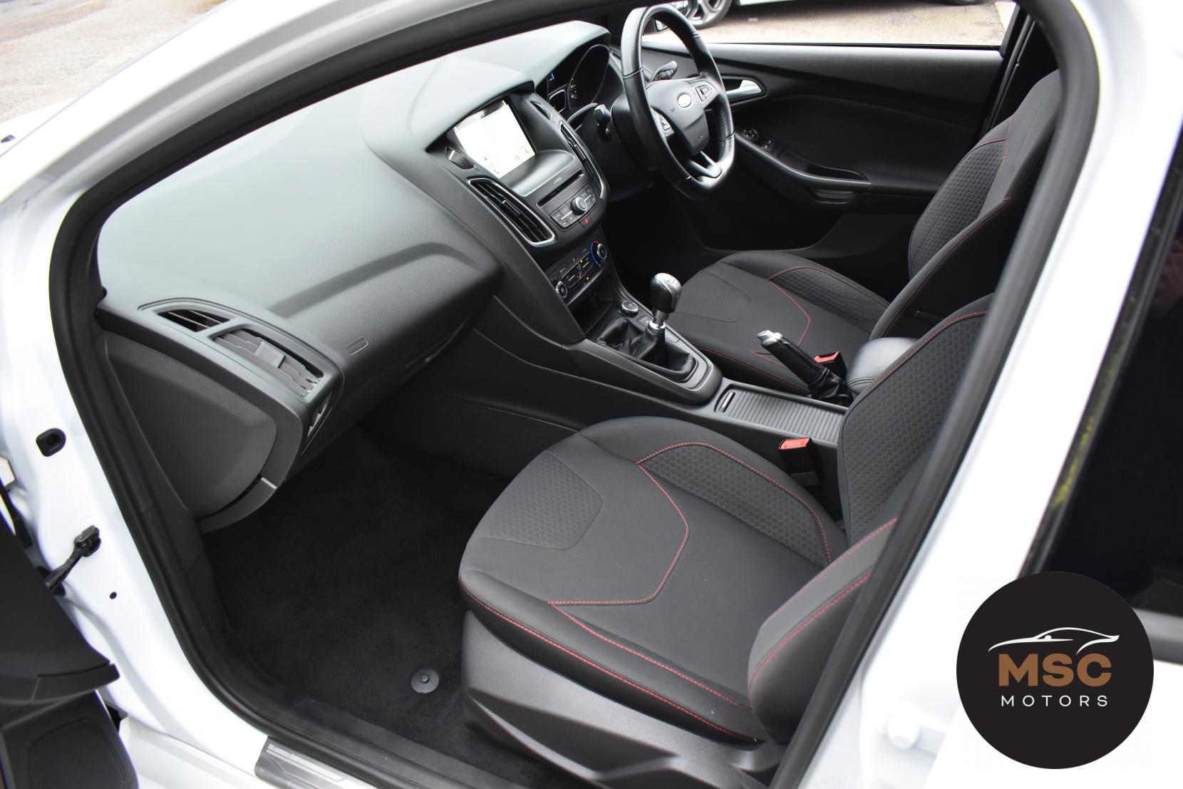 Ford Focus 1.0T EcoBoost ST-Line Hatchback 5dr Petrol Manual Euro 6 (s/s) (140 ps)