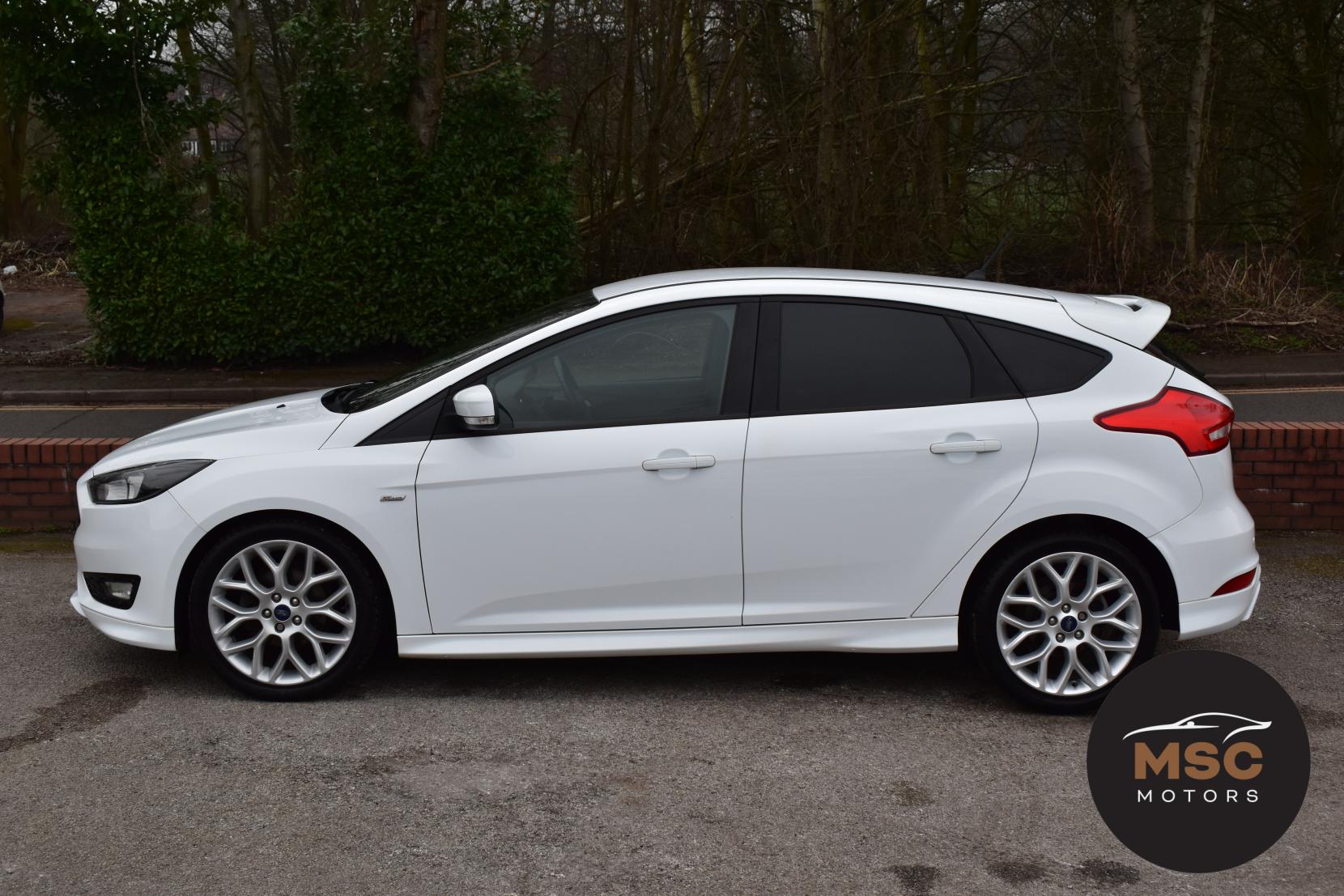 Ford Focus 1.0T EcoBoost ST-Line Hatchback 5dr Petrol Manual Euro 6 (s/s) (140 ps)