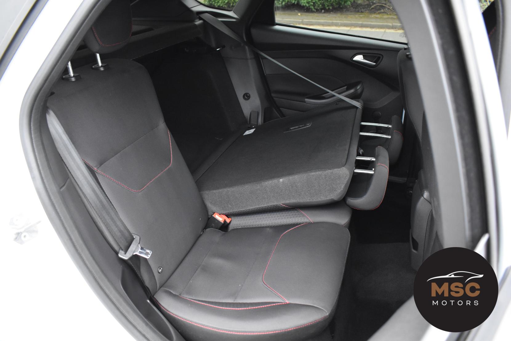 Ford Focus 1.0T EcoBoost ST-Line Hatchback 5dr Petrol Manual Euro 6 (s/s) (140 ps)