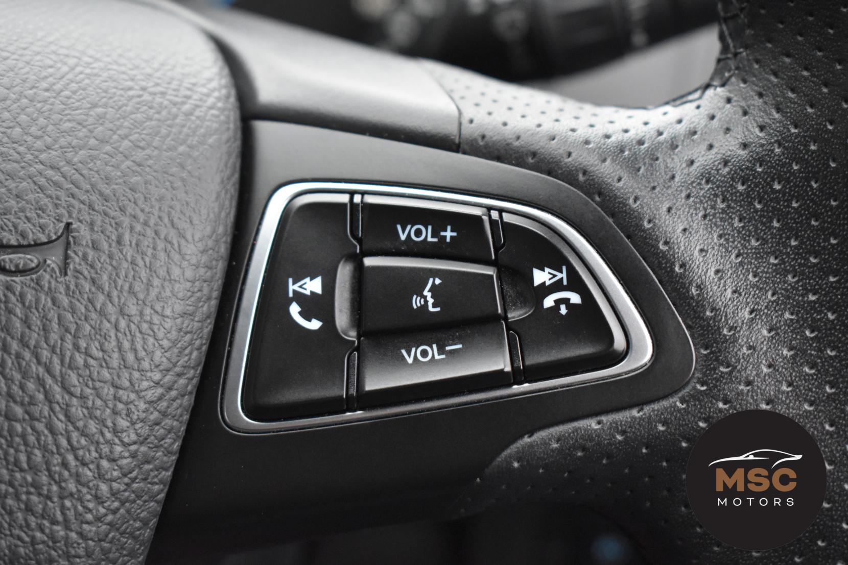 Ford Focus 1.0T EcoBoost ST-Line Hatchback 5dr Petrol Manual Euro 6 (s/s) (140 ps)