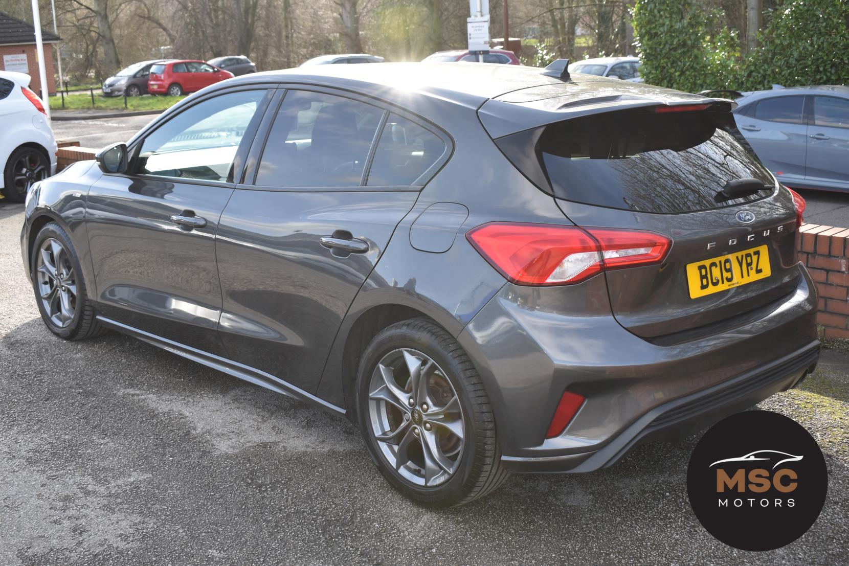 Ford Focus 1.0T EcoBoost ST-Line Hatchback 5dr Petrol Manual Euro 6 (s/s) (125 ps)