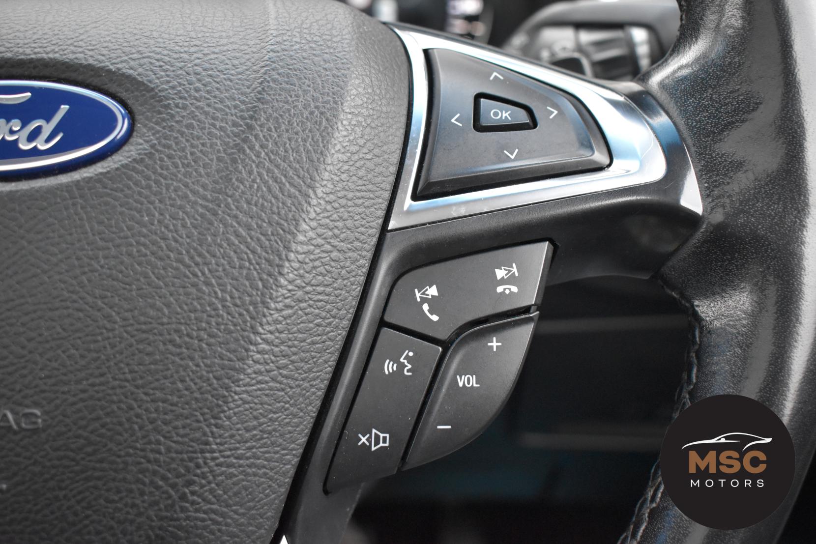 Ford Edge 2.0 EcoBlue Vignale SUV 5dr Diesel Auto AWD Euro 6 (s/s) (238 ps)