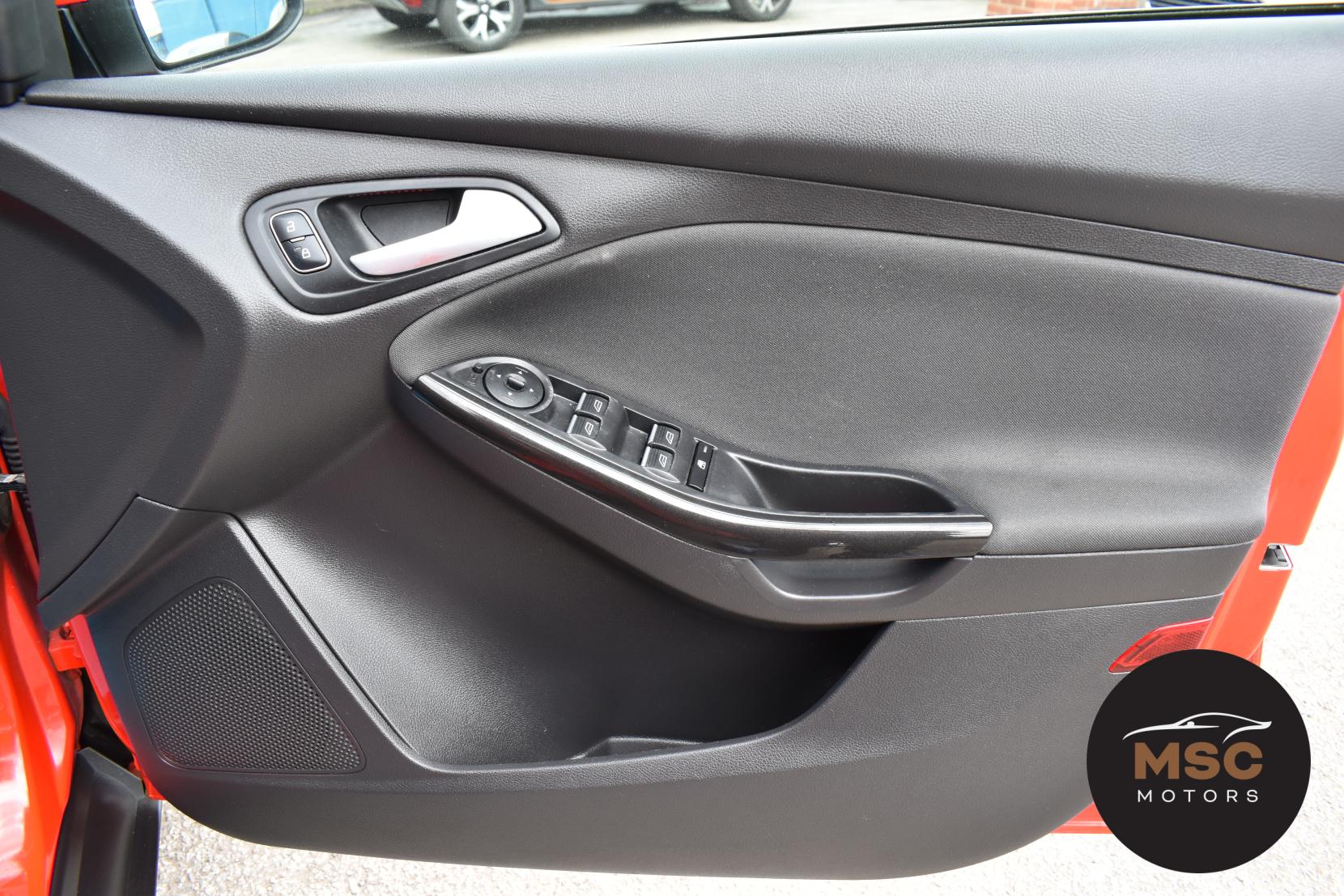 Ford Focus 1.0T EcoBoost Titanium Hatchback 5dr Petrol Manual Euro 6 (s/s) (125 ps)