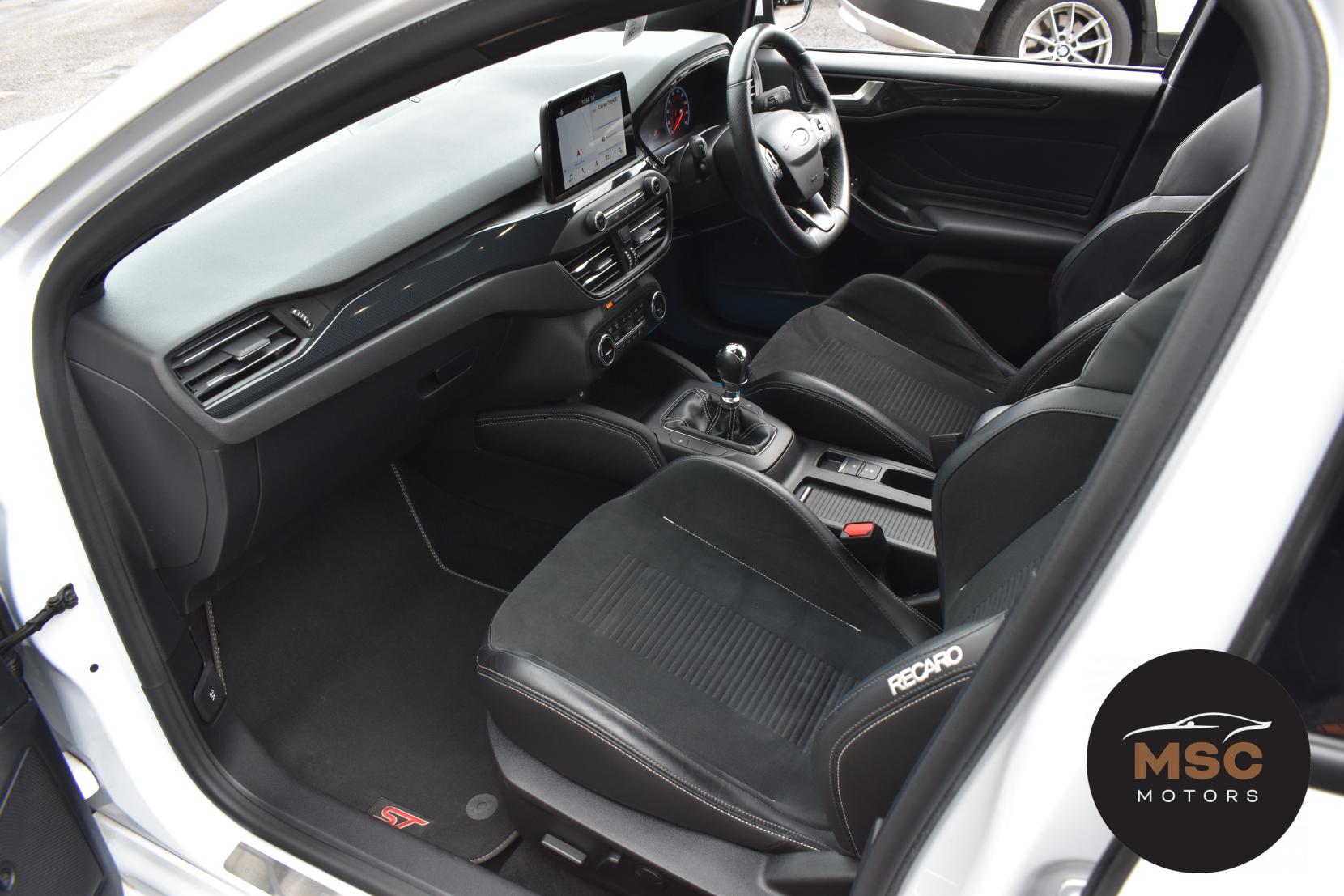 Ford Focus 2.3T EcoBoost ST Hatchback 5dr Petrol Manual Euro 6 (s/s) (280 ps)