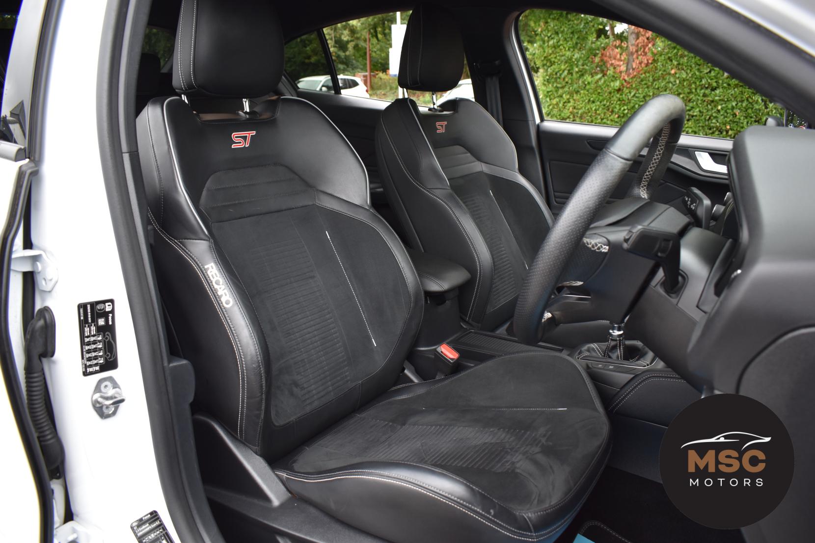 Ford Focus 2.3T EcoBoost ST Hatchback 5dr Petrol Manual Euro 6 (s/s) (280 ps)
