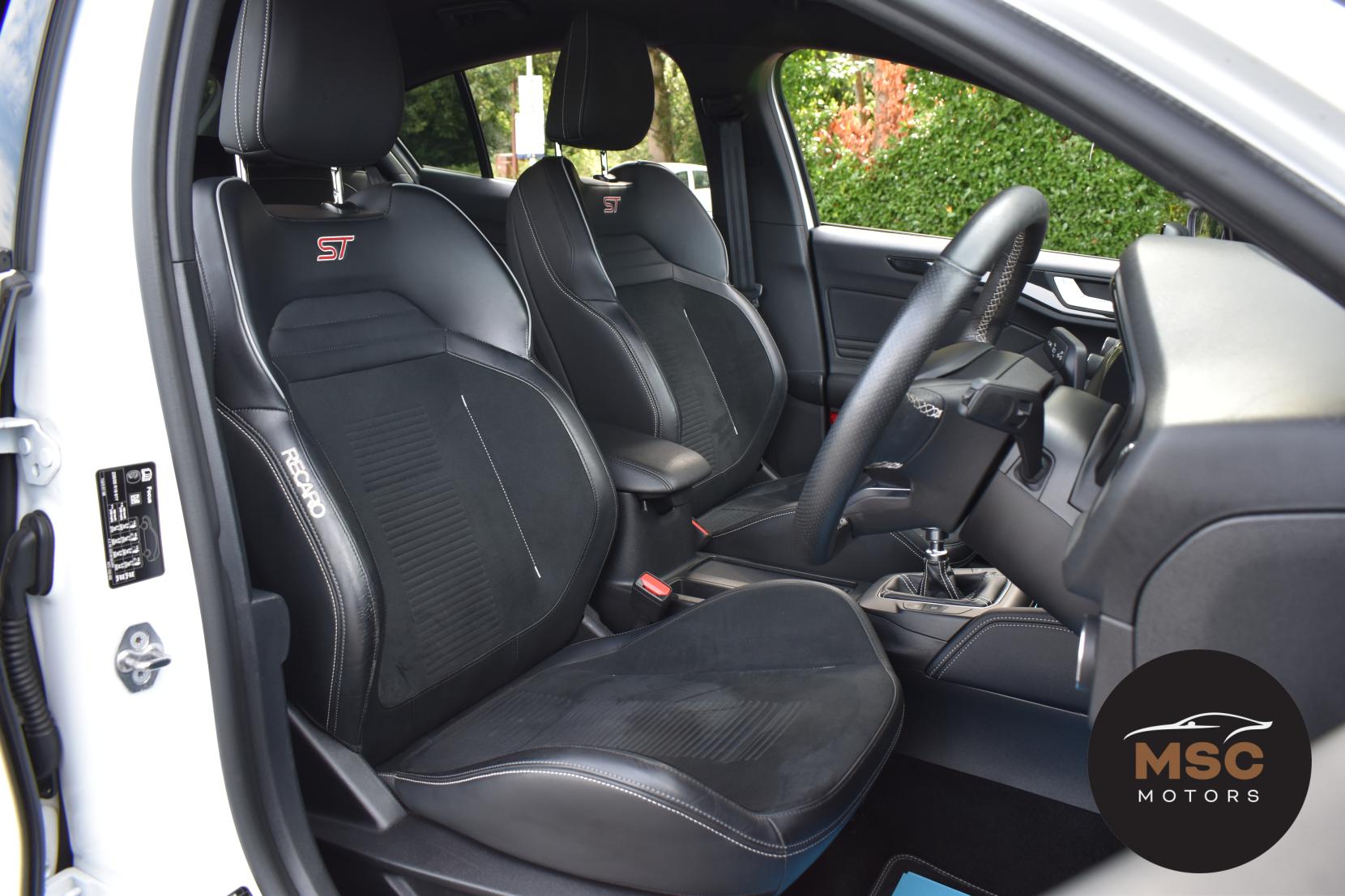 Ford Focus 2.3T EcoBoost ST Hatchback 5dr Petrol Manual Euro 6 (s/s) (280 ps)