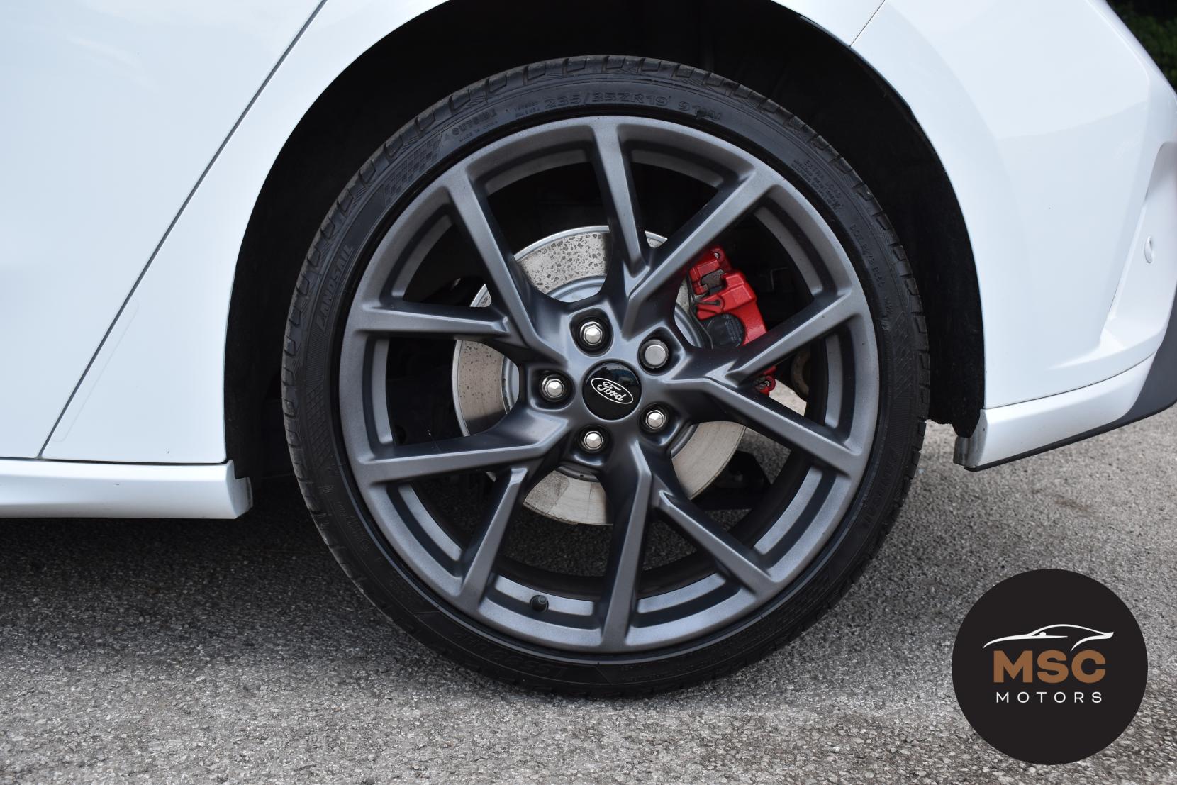 Ford Focus 2.3T EcoBoost ST Hatchback 5dr Petrol Manual Euro 6 (s/s) (280 ps)