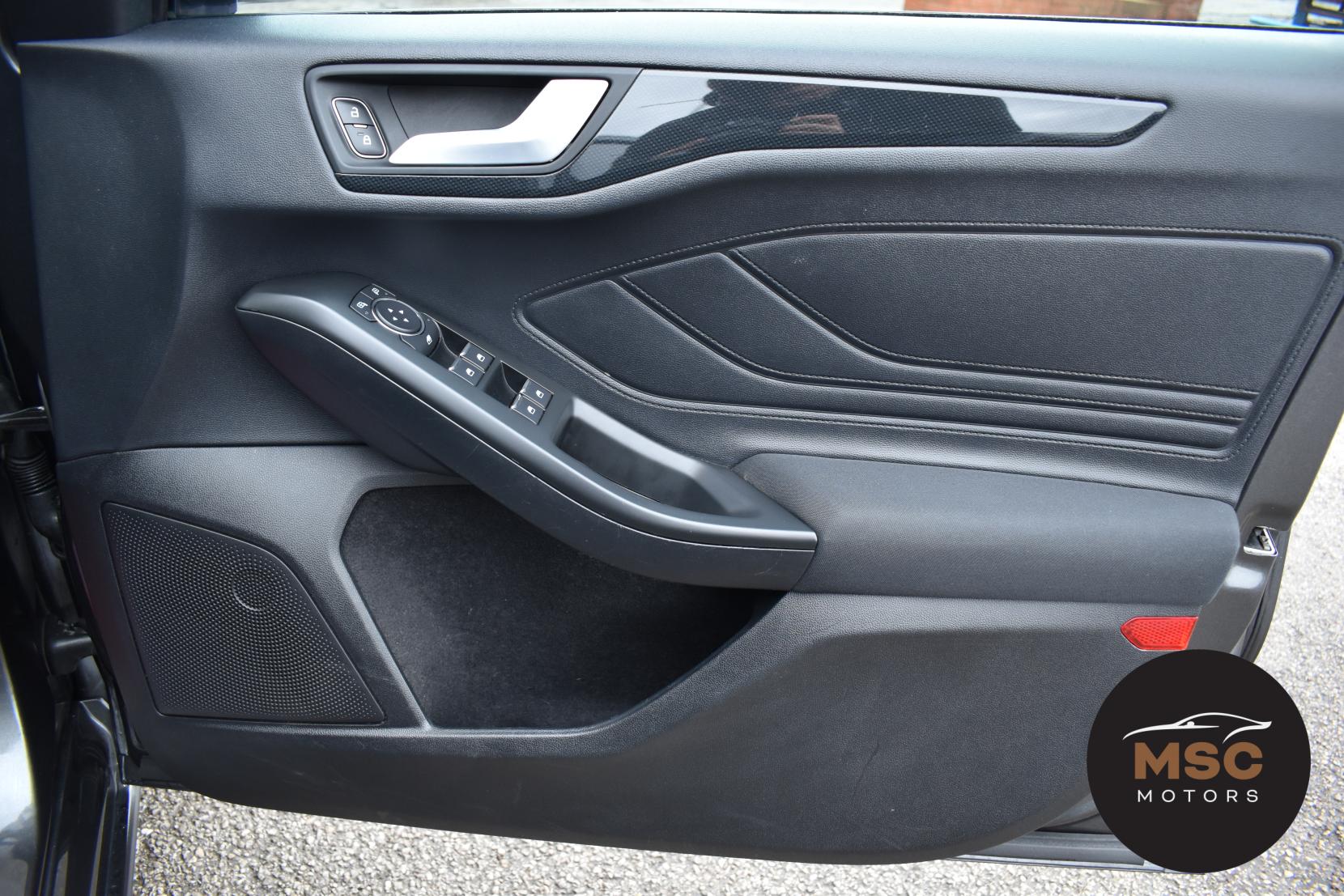 Ford Focus 1.0T EcoBoost ST-Line Hatchback 5dr Petrol Manual Euro 6 (s/s) (125 ps)