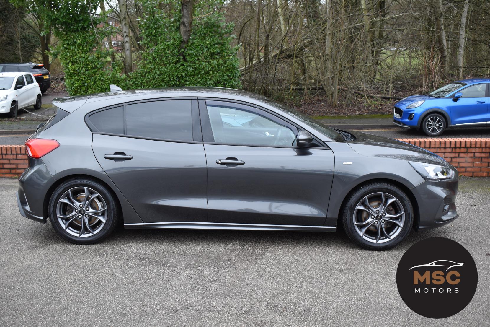 Ford Focus 1.0T EcoBoost ST-Line Hatchback 5dr Petrol Manual Euro 6 (s/s) (125 ps)