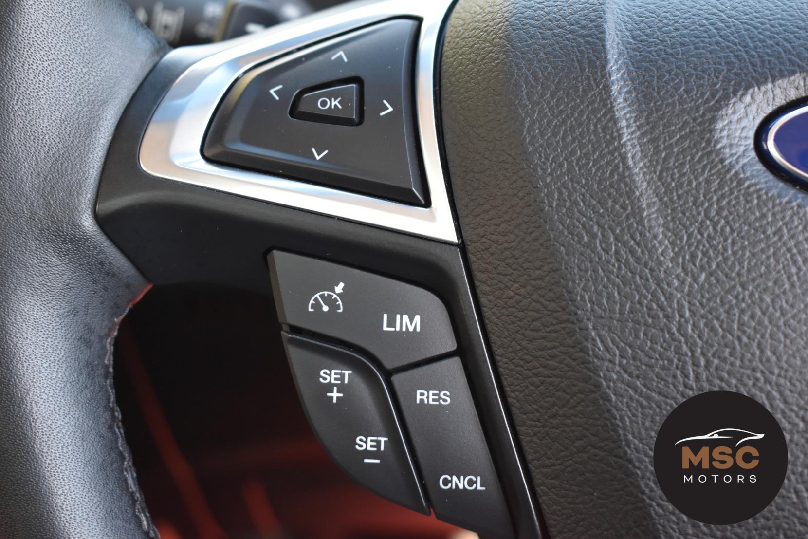 Ford Edge 2.0 TDCi Vignale SUV 5dr Diesel Powershift AWD Euro 6 (s/s) (210 ps)