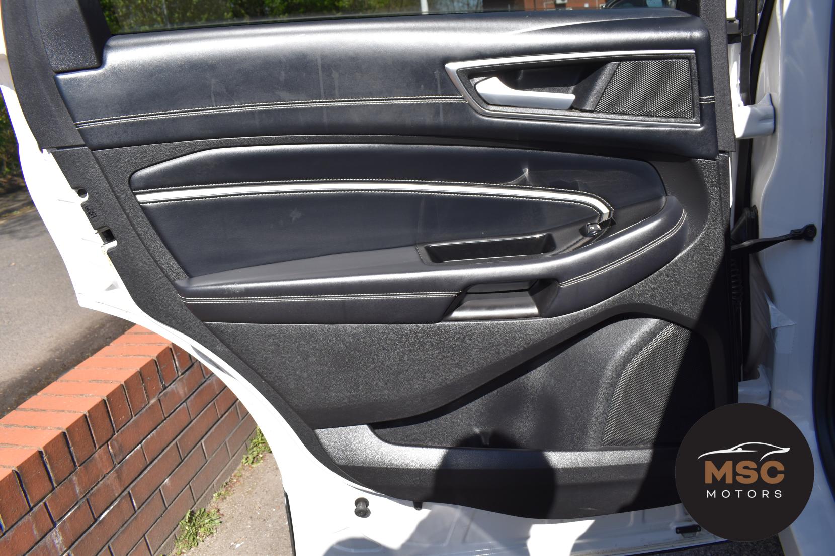 Ford Edge 2.0 TDCi Vignale SUV 5dr Diesel Powershift AWD Euro 6 (s/s) (210 ps)