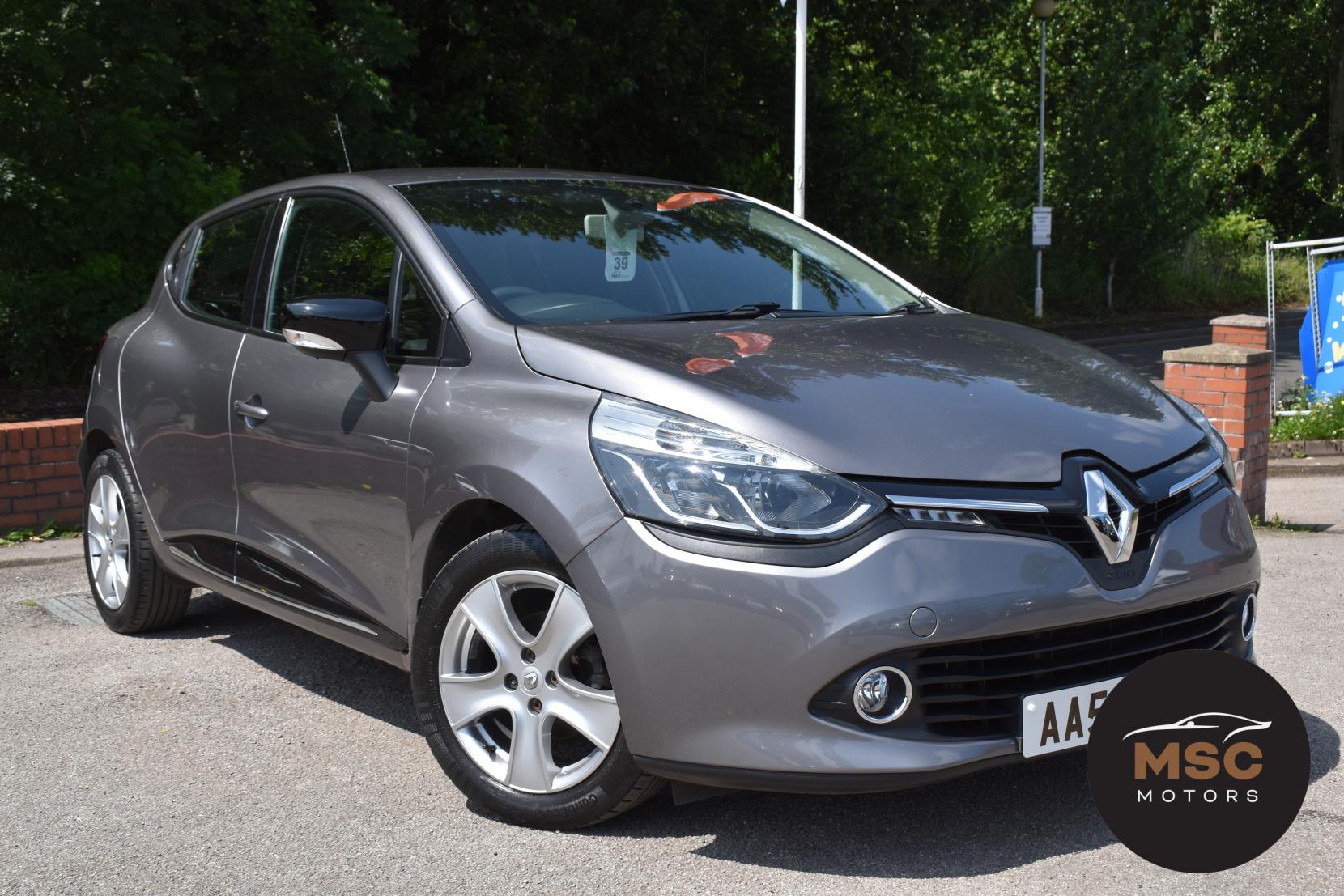 Renault Clio 1.2 16V Dynamique MediaNav Hatchback 5dr Petrol Manual Euro 5 (75 ps)