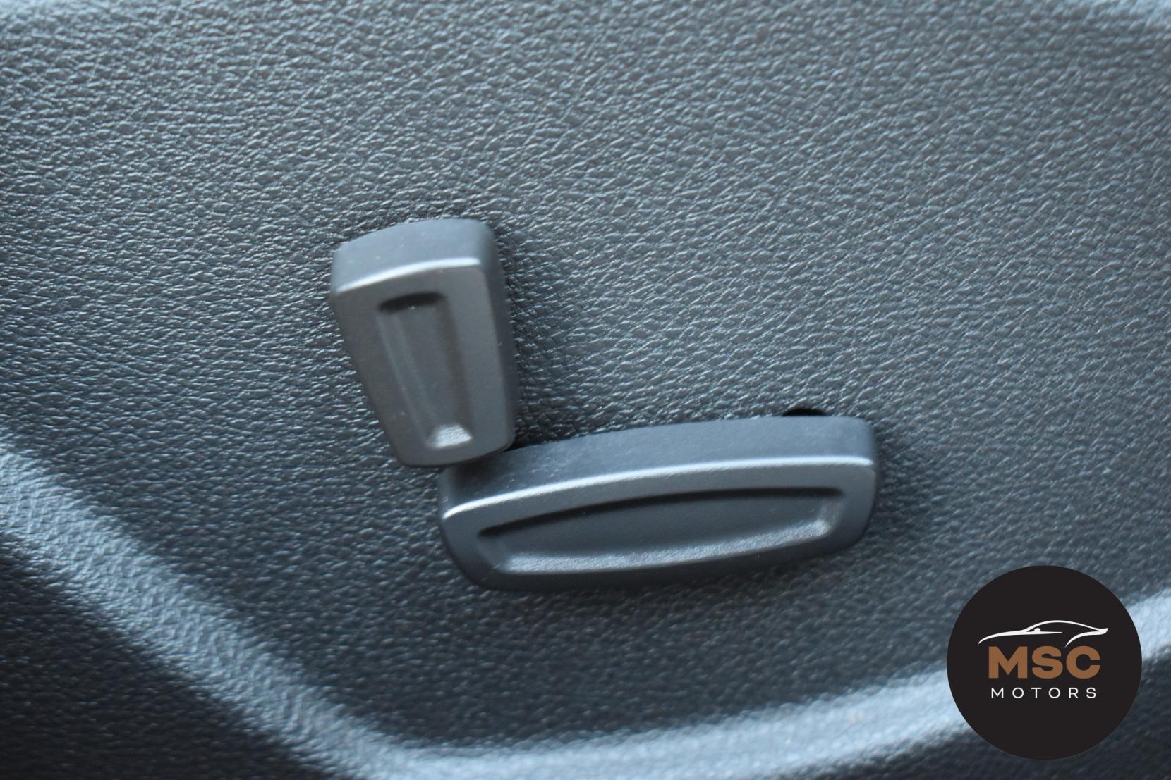 Ford Focus 2.0 TDCi ST-3 Hatchback 5dr Diesel Manual Euro 6 (s/s) (185 ps)