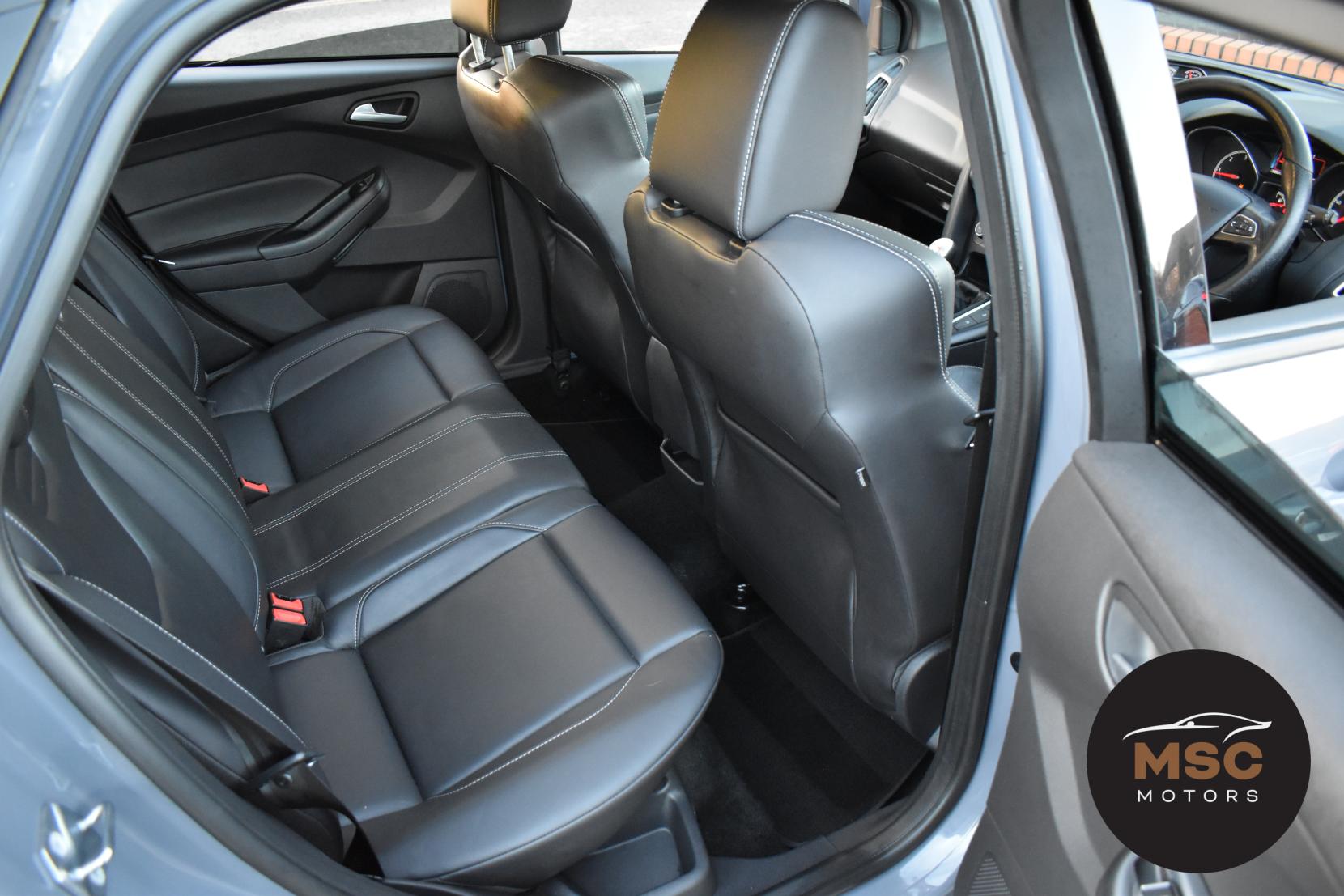 Ford Focus 2.0 TDCi ST-3 Hatchback 5dr Diesel Manual Euro 6 (s/s) (185 ps)