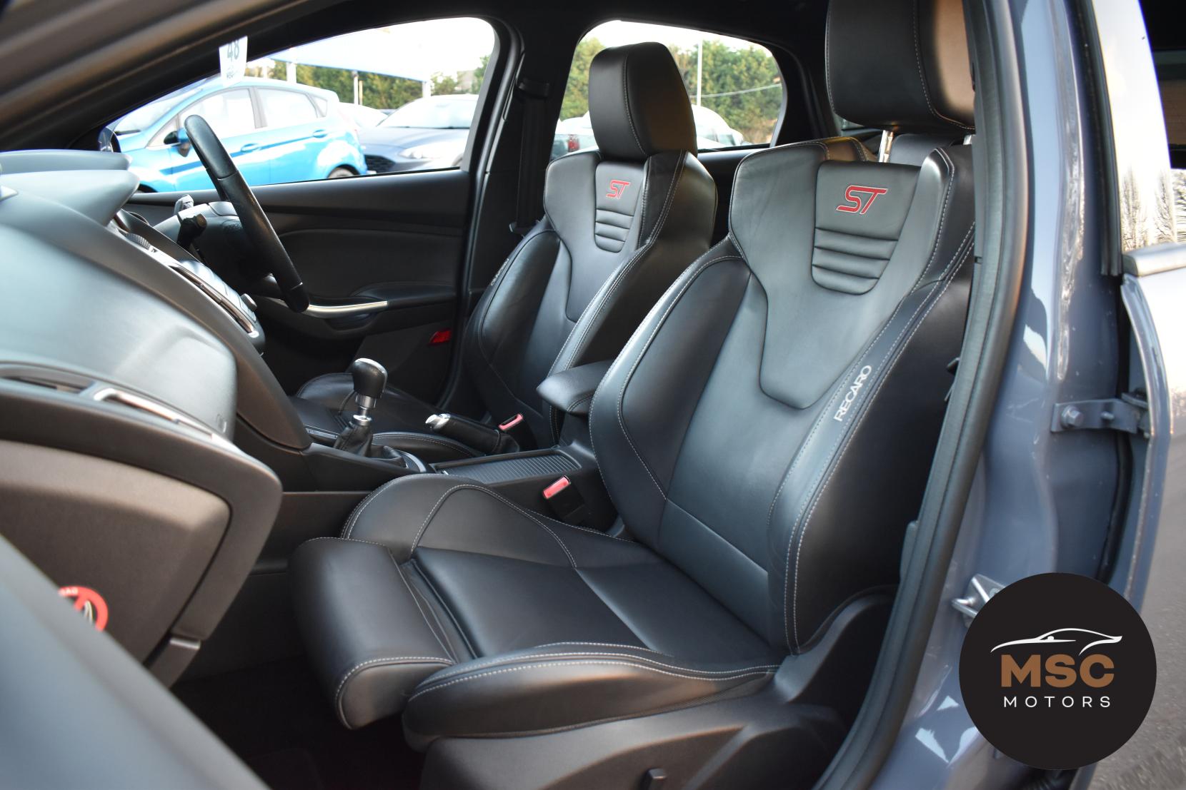 Ford Focus 2.0 TDCi ST-3 Hatchback 5dr Diesel Manual Euro 6 (s/s) (185 ps)