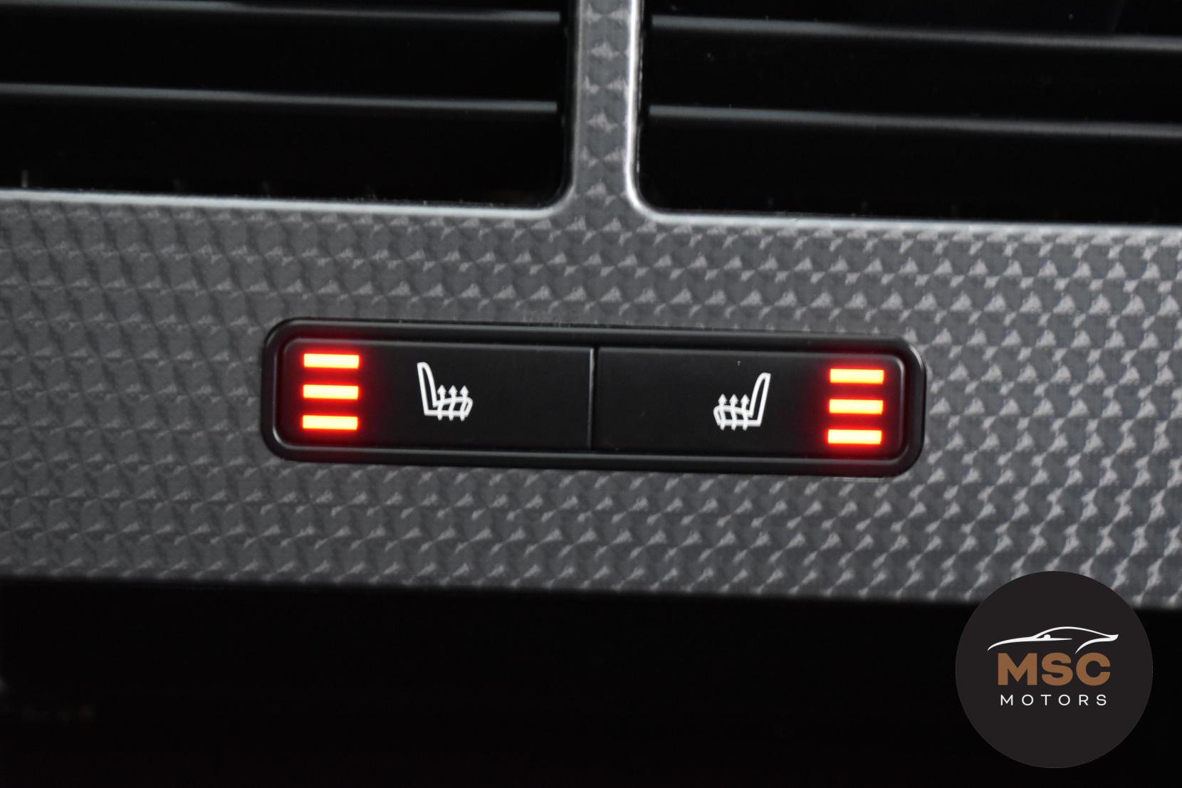 Land Rover Range Rover Sport 3.0 SD V6 HSE Dynamic SUV 5dr Diesel Auto 4WD Euro 6 (s/s) (306 ps)