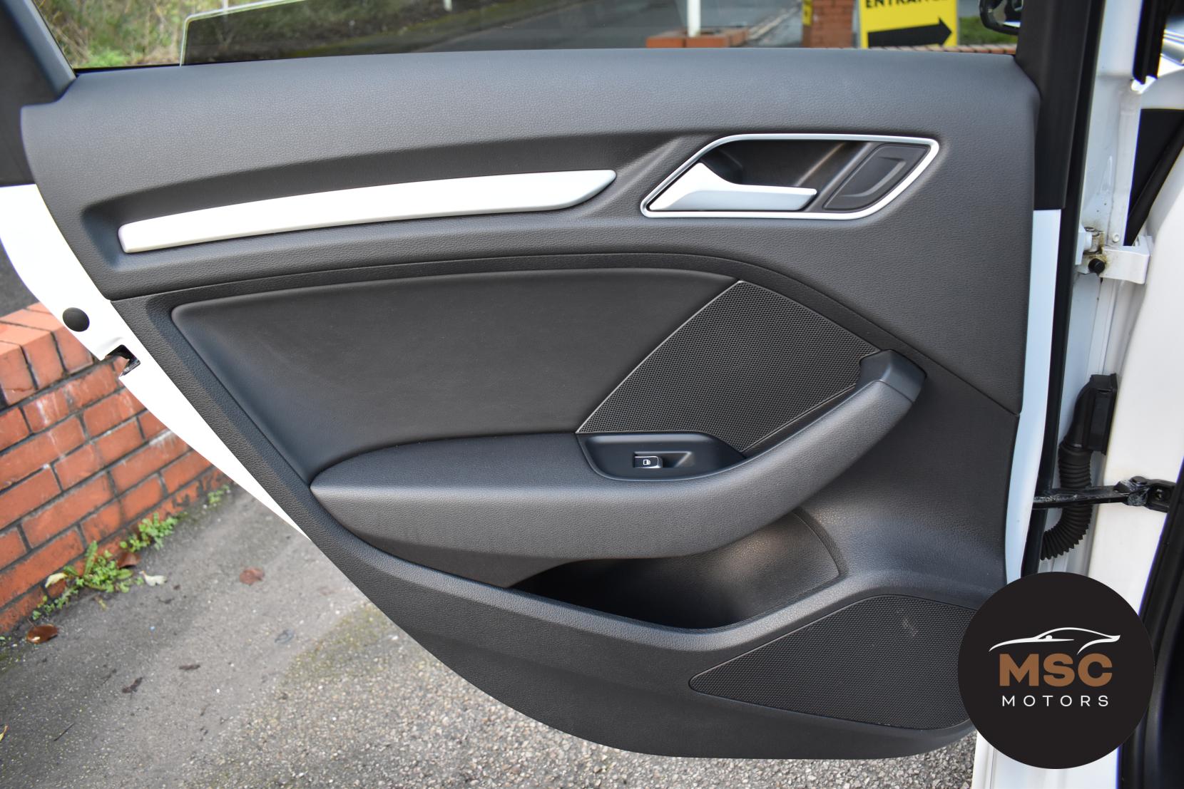 Audi A3 1.4 TFSI CoD S line Sportback 5dr Petrol Manual Euro 6 (s/s) (140 ps)