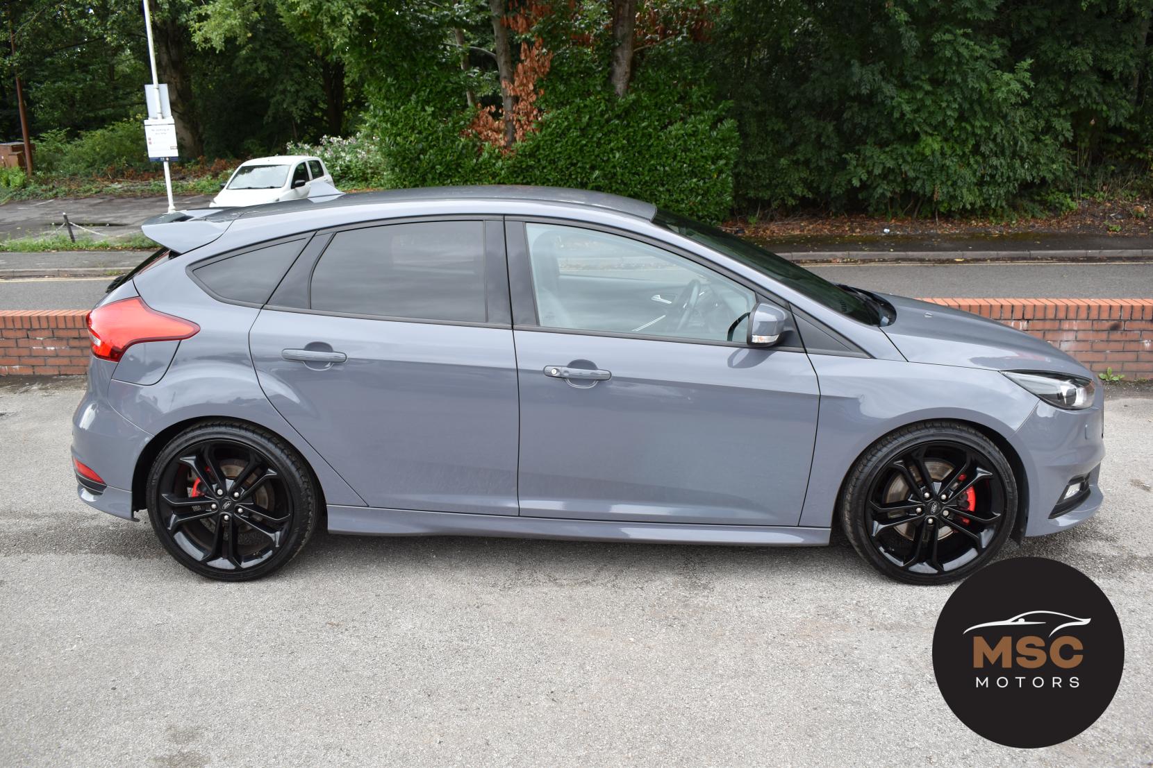Ford Focus 2.0 TDCi ST-3 Hatchback 5dr Diesel Manual Euro 6 (s/s) (185 ps)