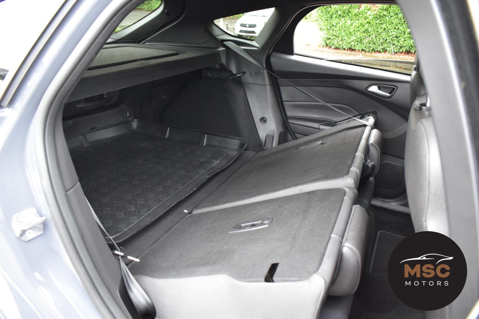 Ford Focus 2.0 TDCi ST-3 Hatchback 5dr Diesel Manual Euro 6 (s/s) (185 ps)