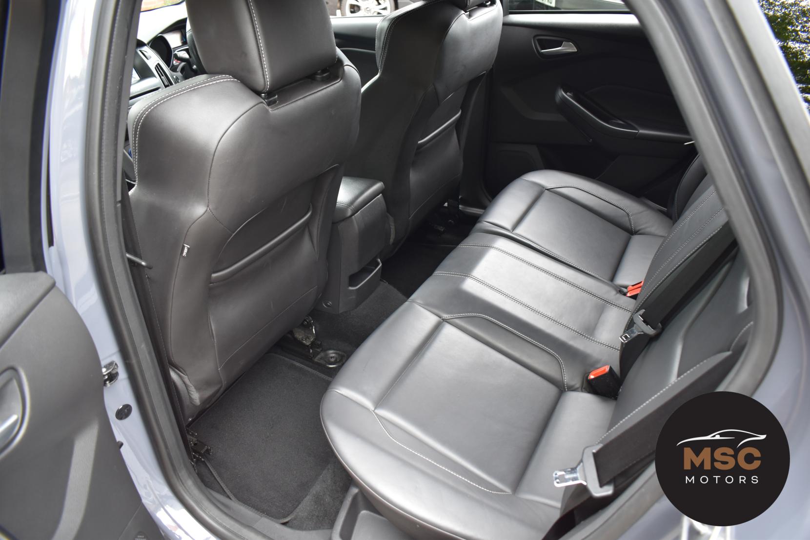 Ford Focus 2.0 TDCi ST-3 Hatchback 5dr Diesel Manual Euro 6 (s/s) (185 ps)