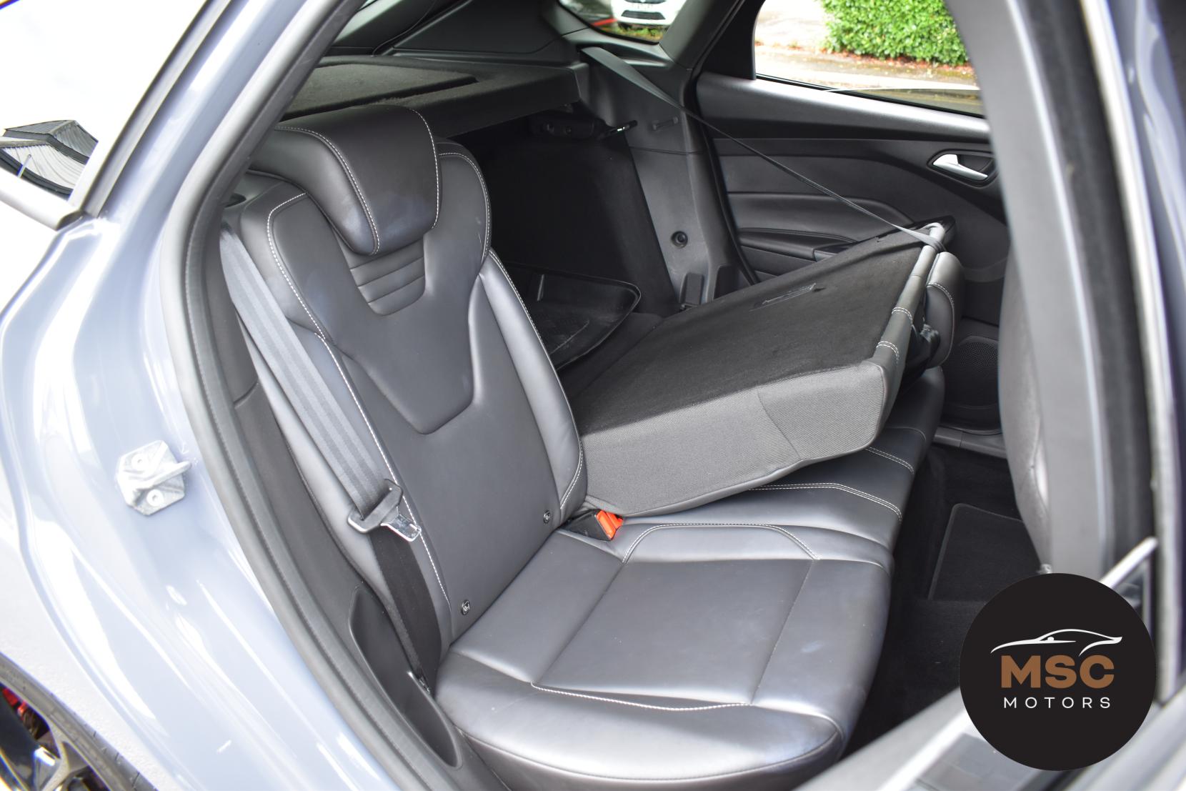 Ford Focus 2.0 TDCi ST-3 Hatchback 5dr Diesel Manual Euro 6 (s/s) (185 ps)