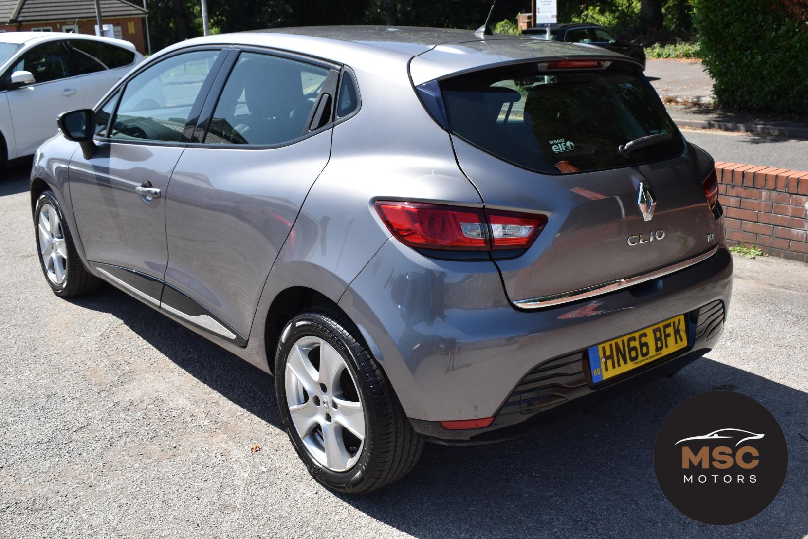 Renault Clio 0.9 TCe Dynamique Nav Hatchback 5dr Petrol Manual Euro 6 (s/s) (90 ps)