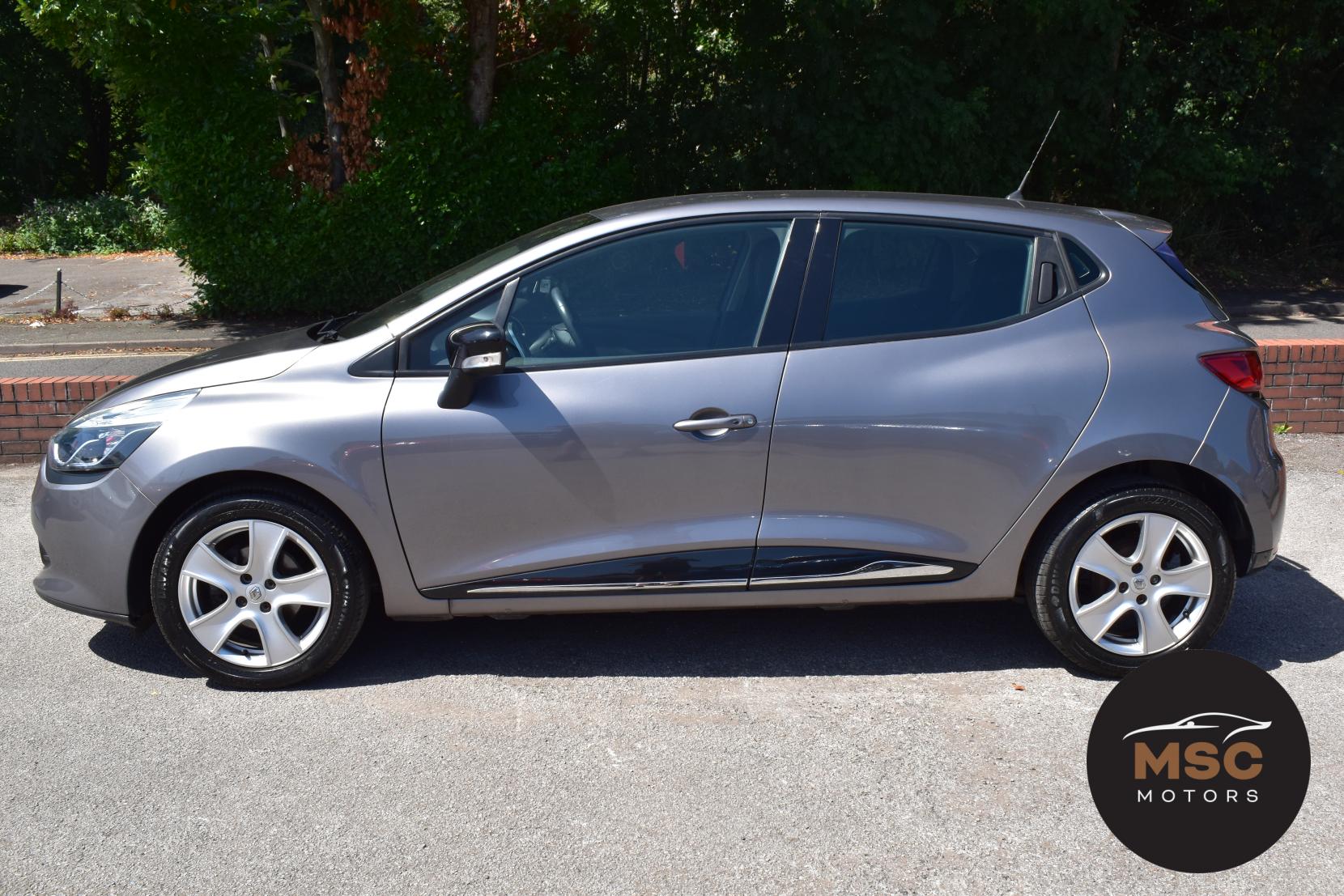 Renault Clio 0.9 TCe Dynamique Nav Hatchback 5dr Petrol Manual Euro 6 (s/s) (90 ps)