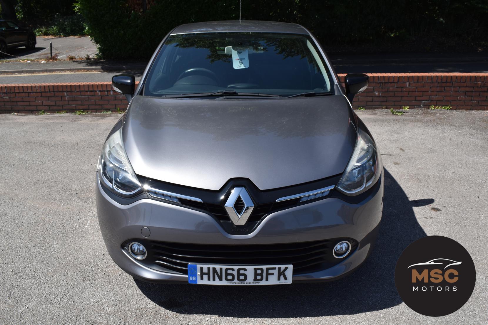 Renault Clio 0.9 TCe Dynamique Nav Hatchback 5dr Petrol Manual Euro 6 (s/s) (90 ps)