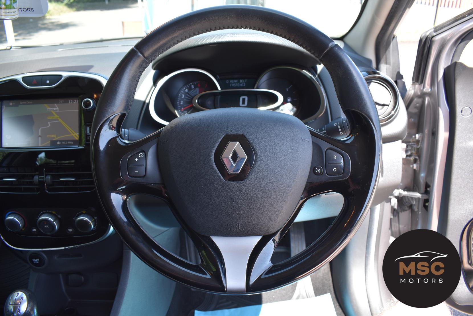 Renault Clio 0.9 TCe Dynamique Nav Hatchback 5dr Petrol Manual Euro 6 (s/s) (90 ps)