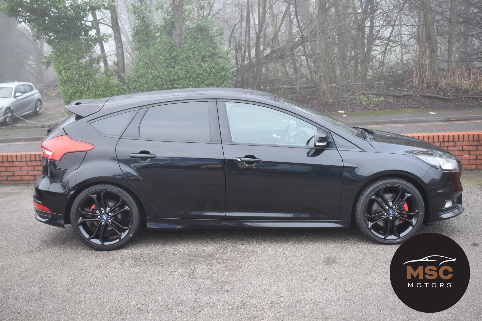Ford Focus 2.0T EcoBoost ST-2 Hatchback 5dr Petrol Manual Euro 6 (s/s) (250 ps)
