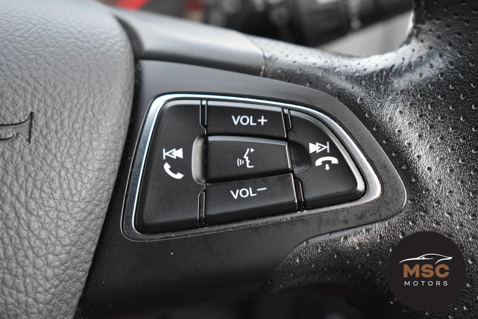 Ford Focus 2.0T EcoBoost ST-2 Hatchback 5dr Petrol Manual Euro 6 (s/s) (250 ps)