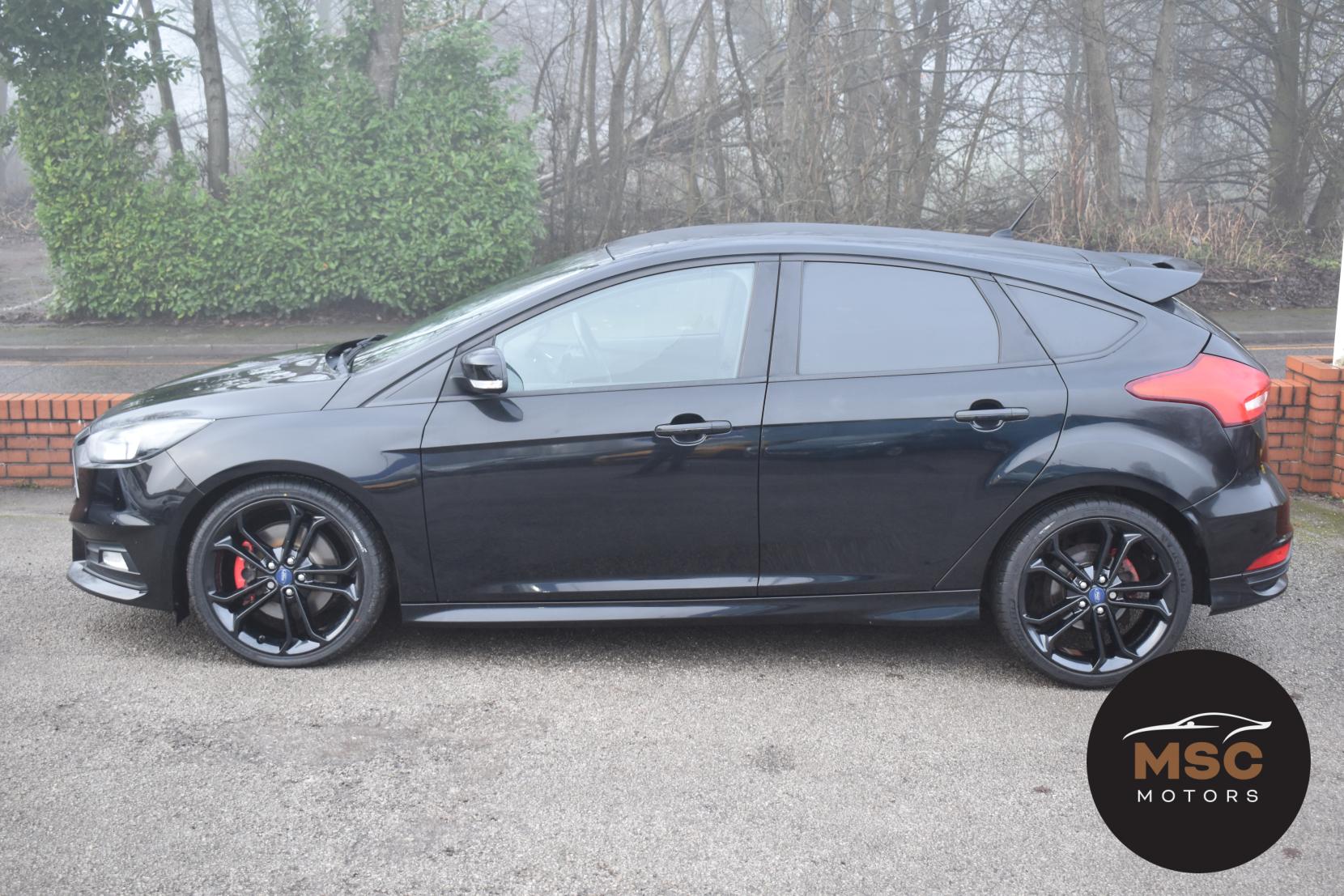 Ford Focus 2.0T EcoBoost ST-2 Hatchback 5dr Petrol Manual Euro 6 (s/s) (250 ps)