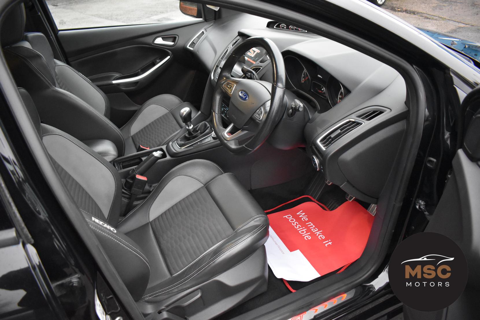 Ford Focus 2.0T EcoBoost ST-2 Hatchback 5dr Petrol Manual Euro 6 (s/s) (250 ps)