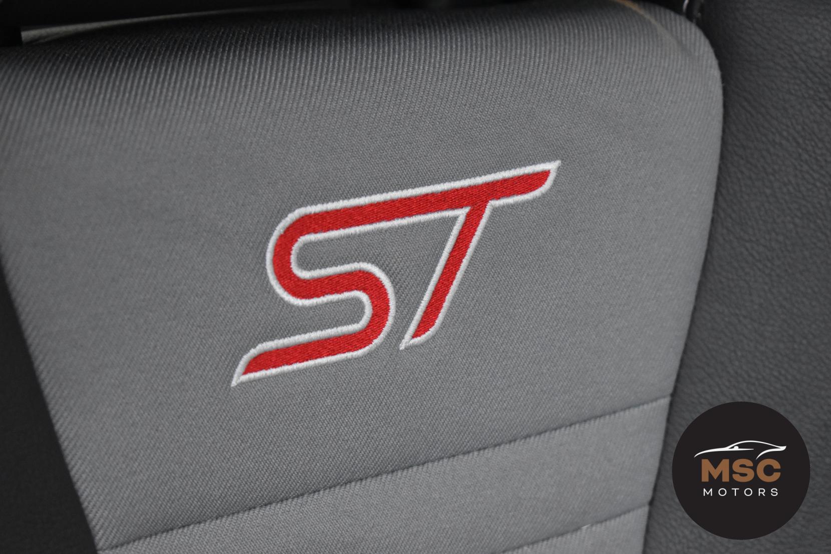 Ford Focus 2.0T EcoBoost ST-2 Hatchback 5dr Petrol Manual Euro 6 (s/s) (250 ps)