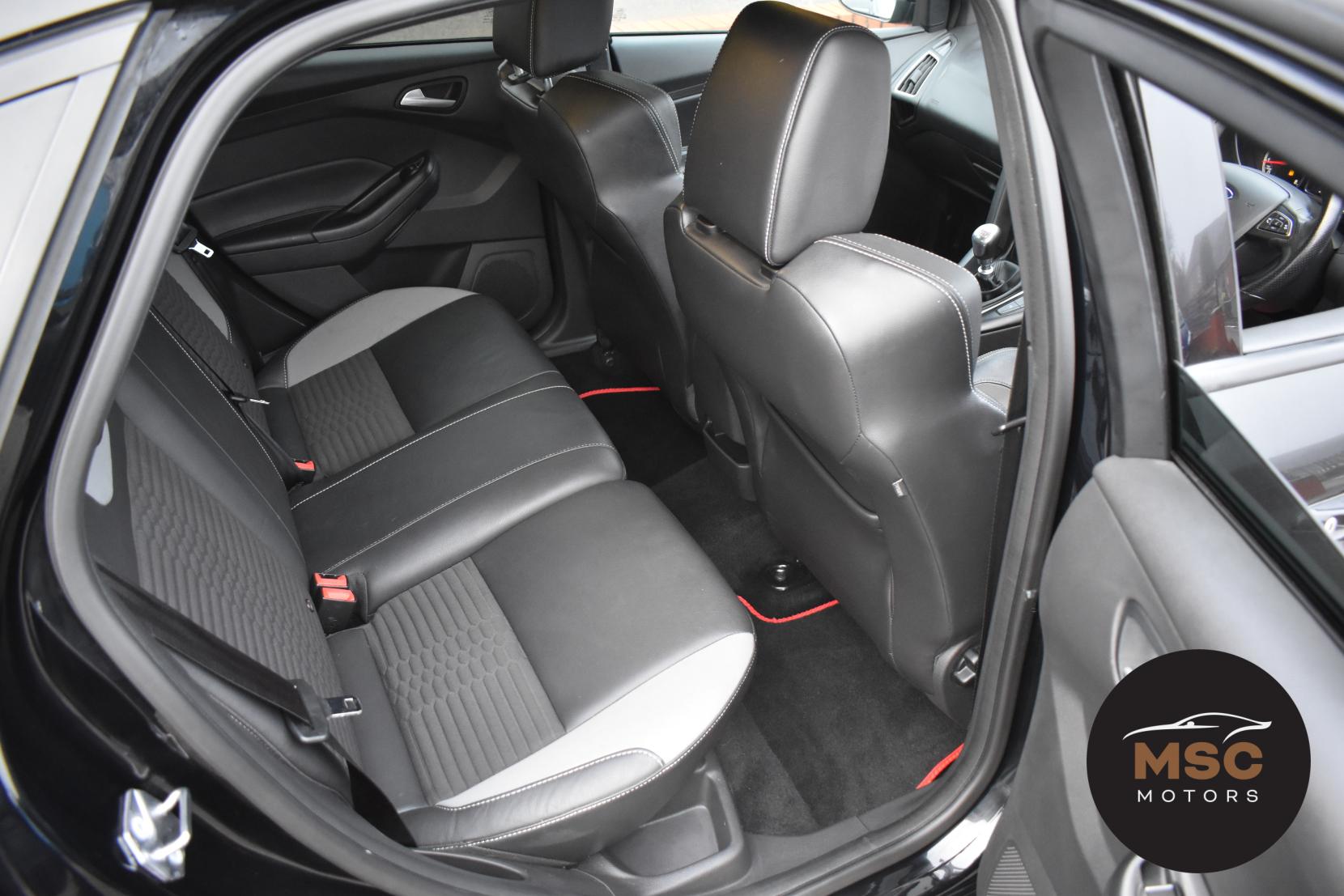 Ford Focus 2.0T EcoBoost ST-2 Hatchback 5dr Petrol Manual Euro 6 (s/s) (250 ps)