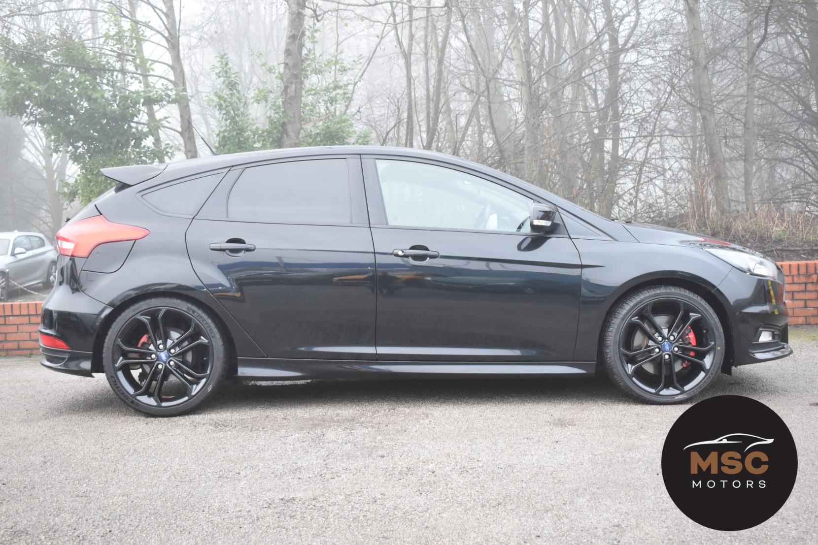 Ford Focus 2.0T EcoBoost ST-2 Hatchback 5dr Petrol Manual Euro 6 (s/s) (250 ps)