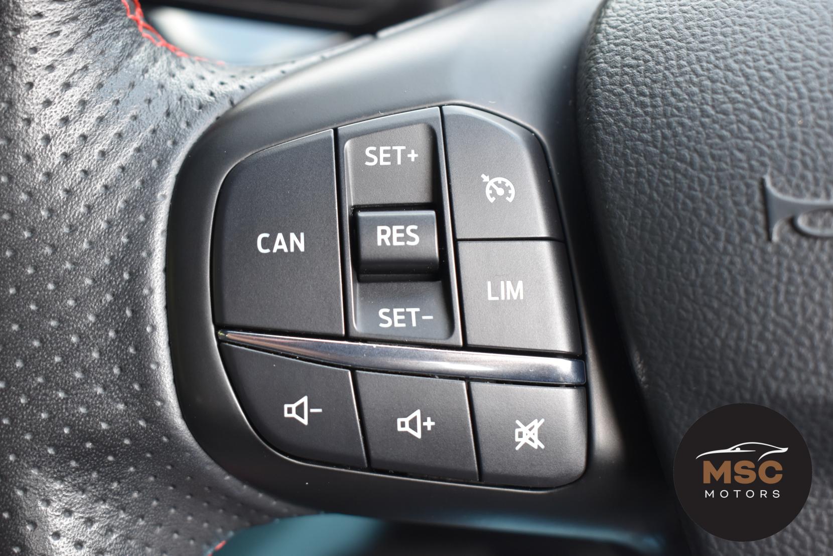 Ford Focus 1.0T EcoBoost ST-Line Hatchback 5dr Petrol Manual Euro 6 (s/s) (125 ps)