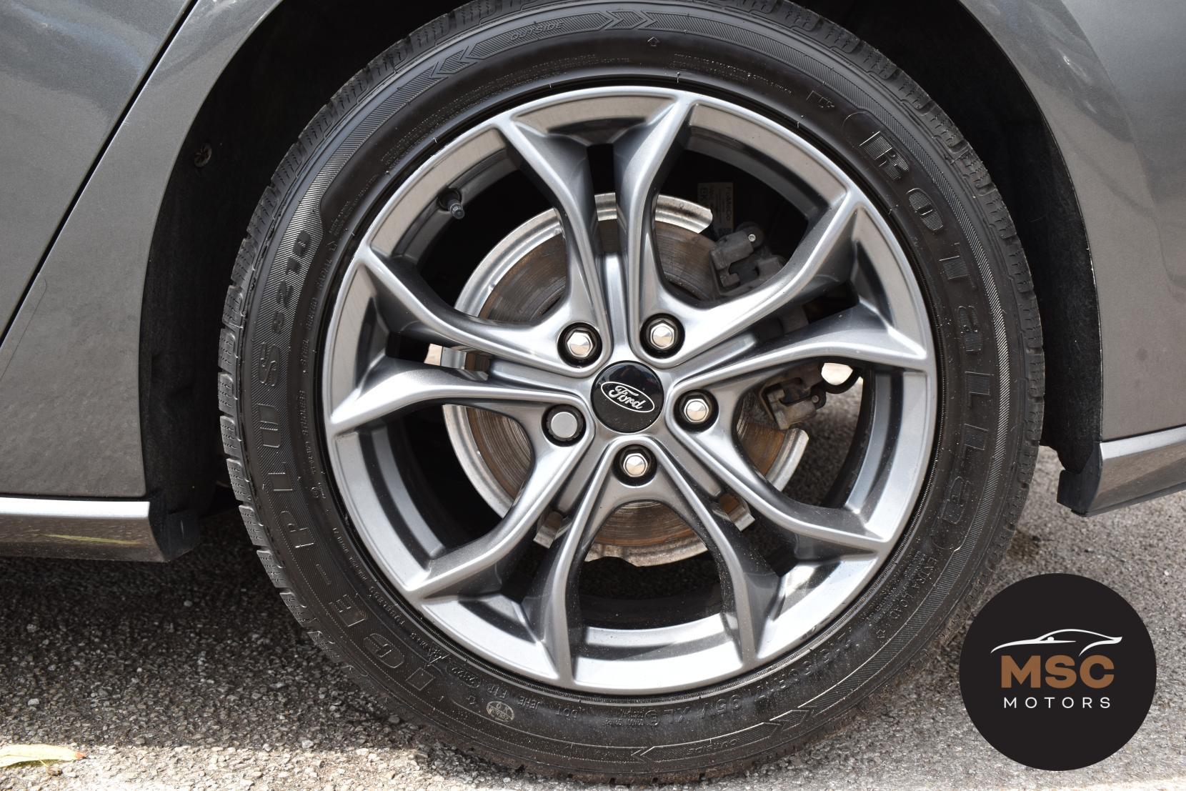Ford Focus 1.0T EcoBoost ST-Line Hatchback 5dr Petrol Manual Euro 6 (s/s) (125 ps)
