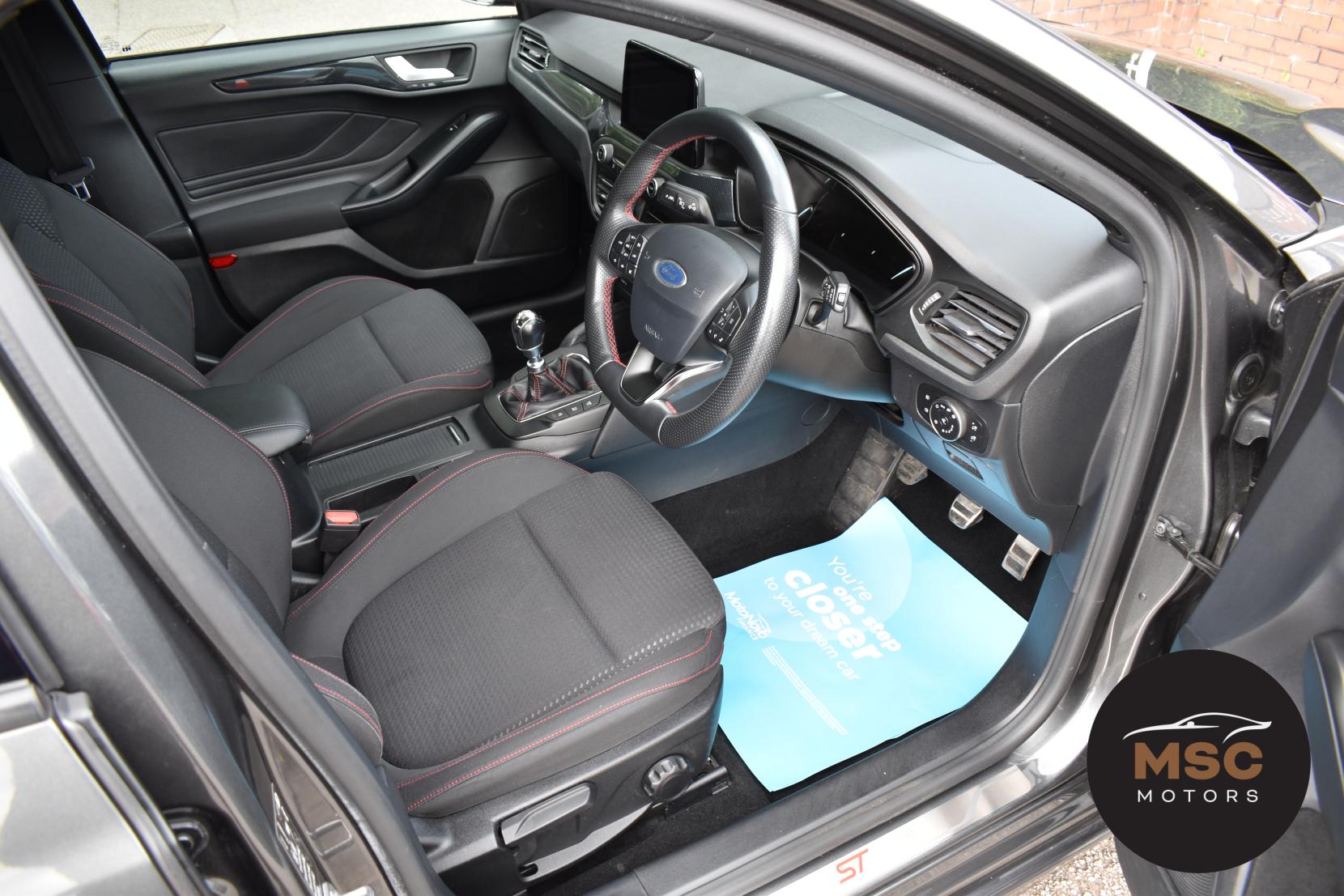 Ford Focus 1.0T EcoBoost ST-Line Hatchback 5dr Petrol Manual Euro 6 (s/s) (125 ps)