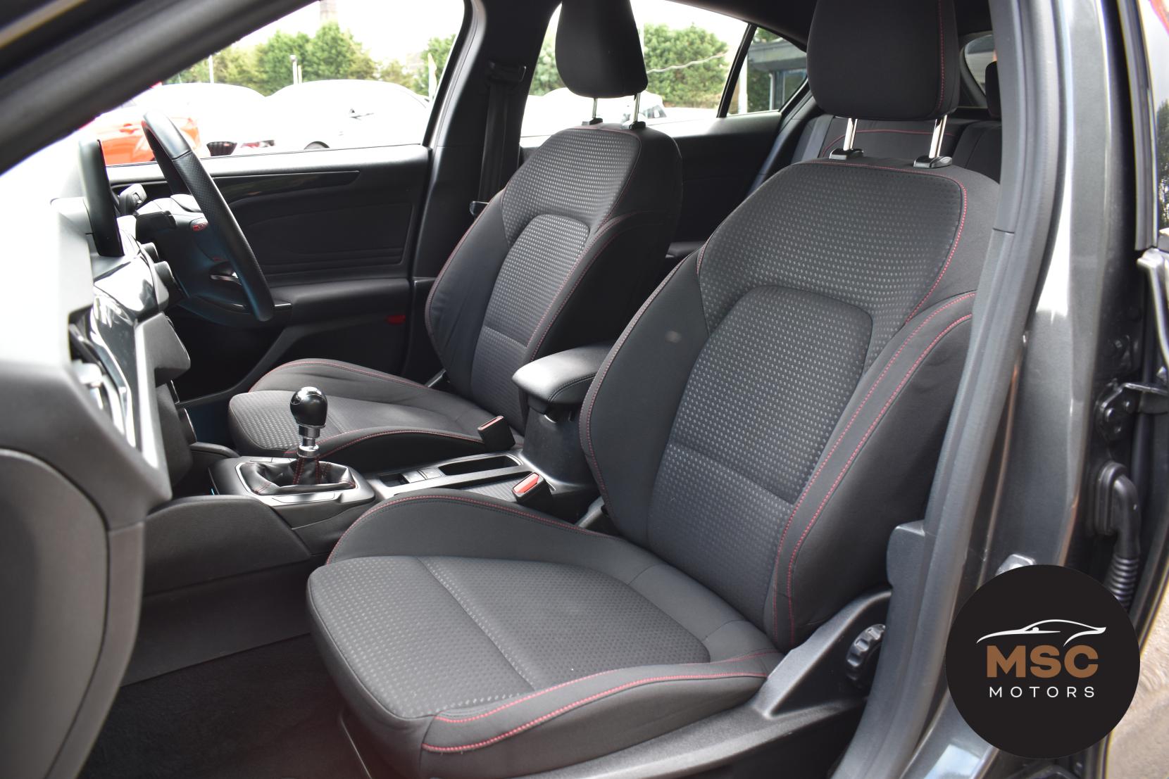 Ford Focus 1.0T EcoBoost ST-Line Hatchback 5dr Petrol Manual Euro 6 (s/s) (125 ps)