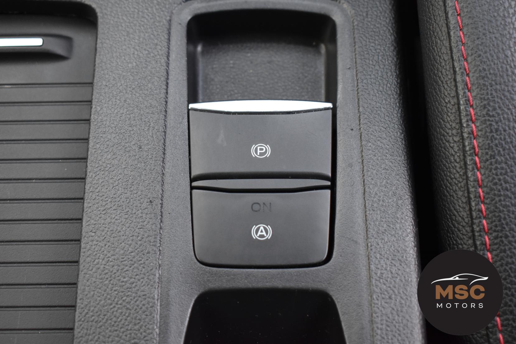 Ford Focus 1.0T EcoBoost MHEV ST-Line X Edition Hatchback 5dr Petrol Manual Euro 6 (s/s) (125 ps)