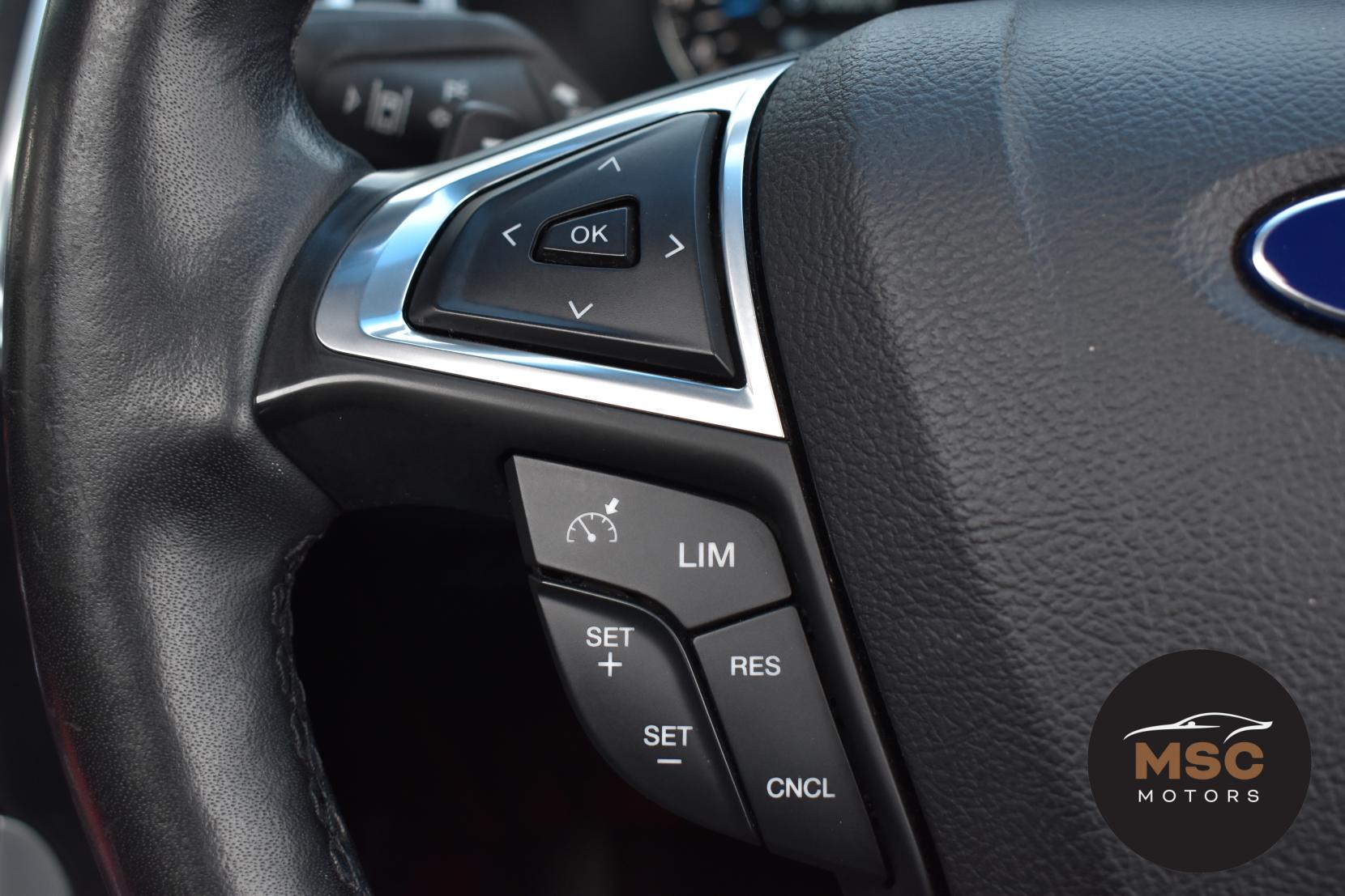 Ford Edge 2.0 TDCi Vignale SUV 5dr Diesel Powershift AWD Euro 6 (s/s) (210 ps)