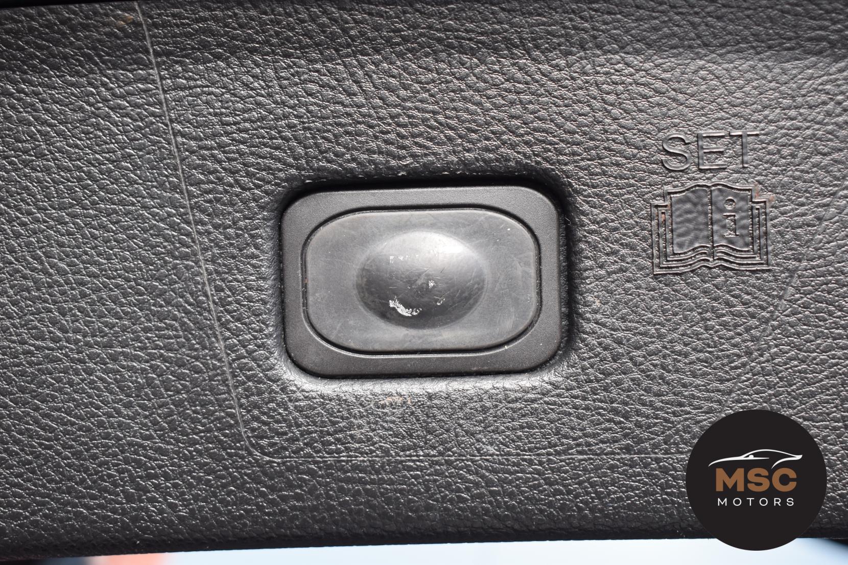 Ford Edge 2.0 TDCi Vignale SUV 5dr Diesel Powershift AWD Euro 6 (s/s) (210 ps)