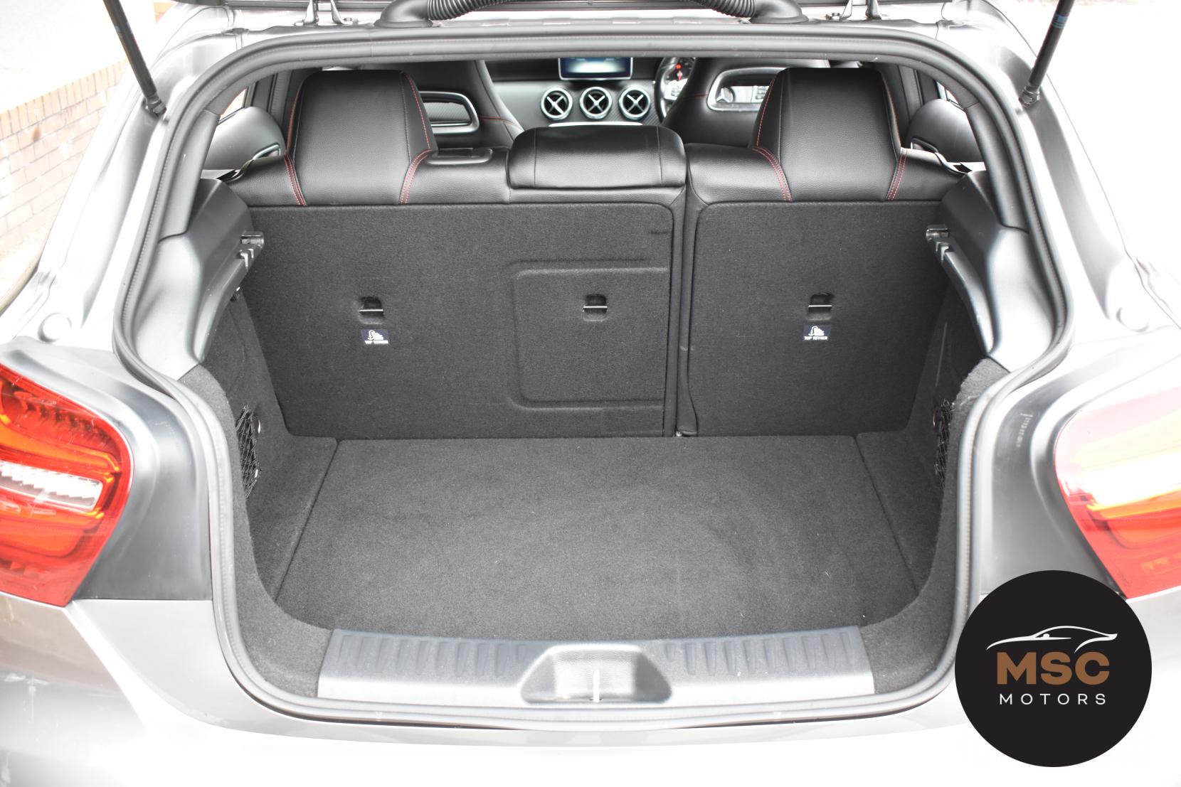 Mercedes-Benz A Class 2.1 A200d AMG Line (Premium) Hatchback 5dr Diesel 7G-DCT Euro 6 (s/s) (136 ps)