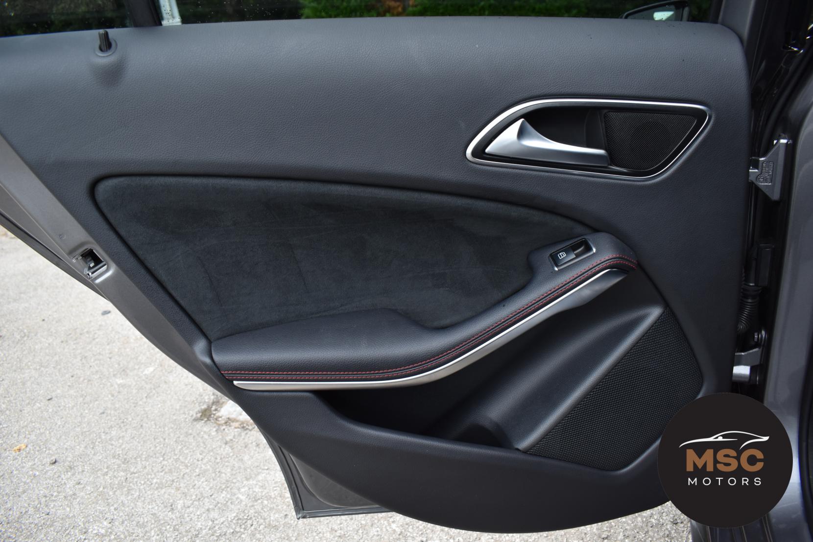 Mercedes-Benz A Class 2.1 A200d AMG Line (Premium) Hatchback 5dr Diesel 7G-DCT Euro 6 (s/s) (136 ps)