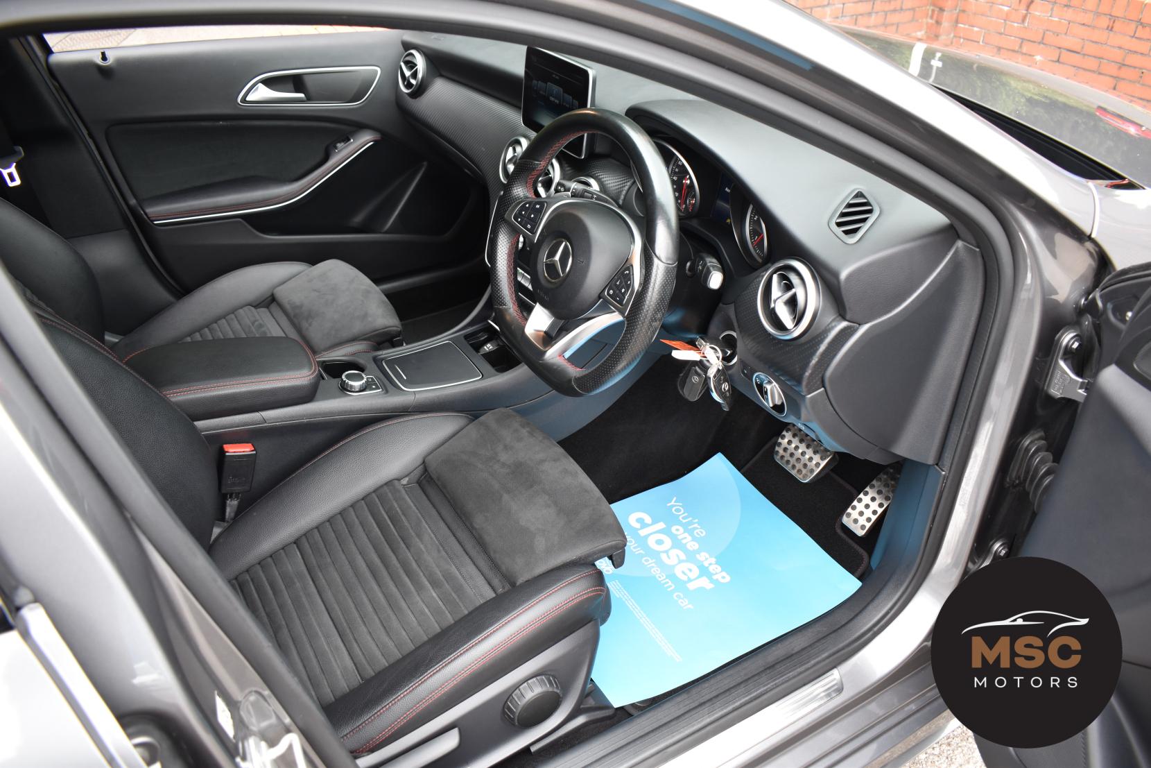 Mercedes-Benz A Class 2.1 A200d AMG Line (Premium) Hatchback 5dr Diesel 7G-DCT Euro 6 (s/s) (136 ps)