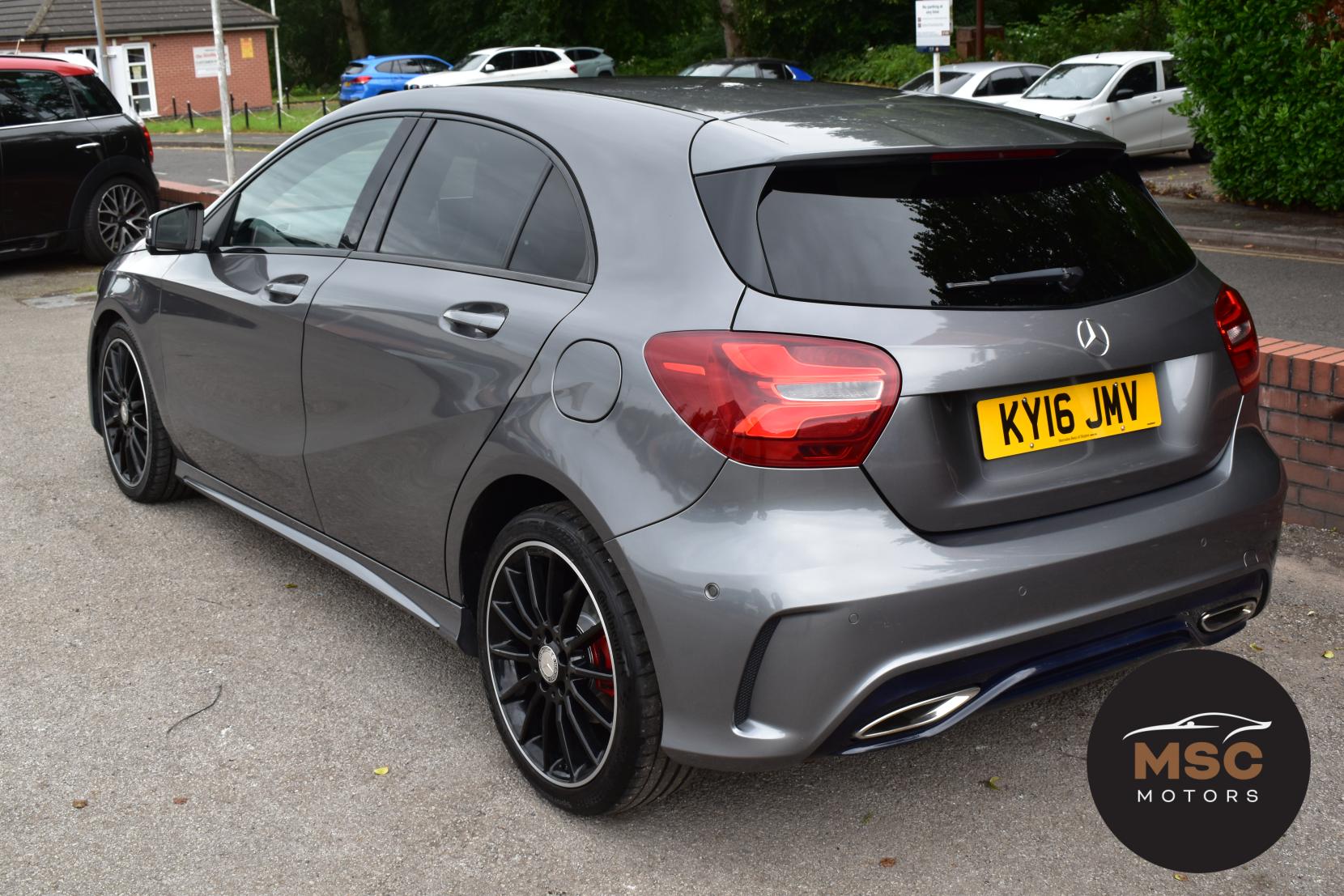 Mercedes-Benz A Class 2.1 A200d AMG Line (Premium) Hatchback 5dr Diesel 7G-DCT Euro 6 (s/s) (136 ps)