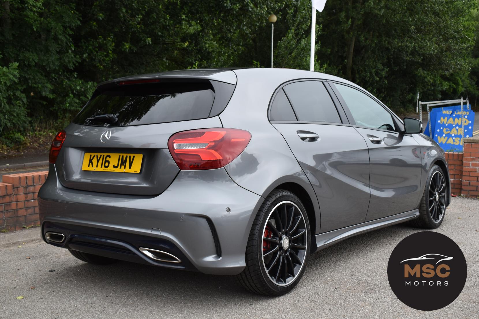 Mercedes-Benz A Class 2.1 A200d AMG Line (Premium) Hatchback 5dr Diesel 7G-DCT Euro 6 (s/s) (136 ps)