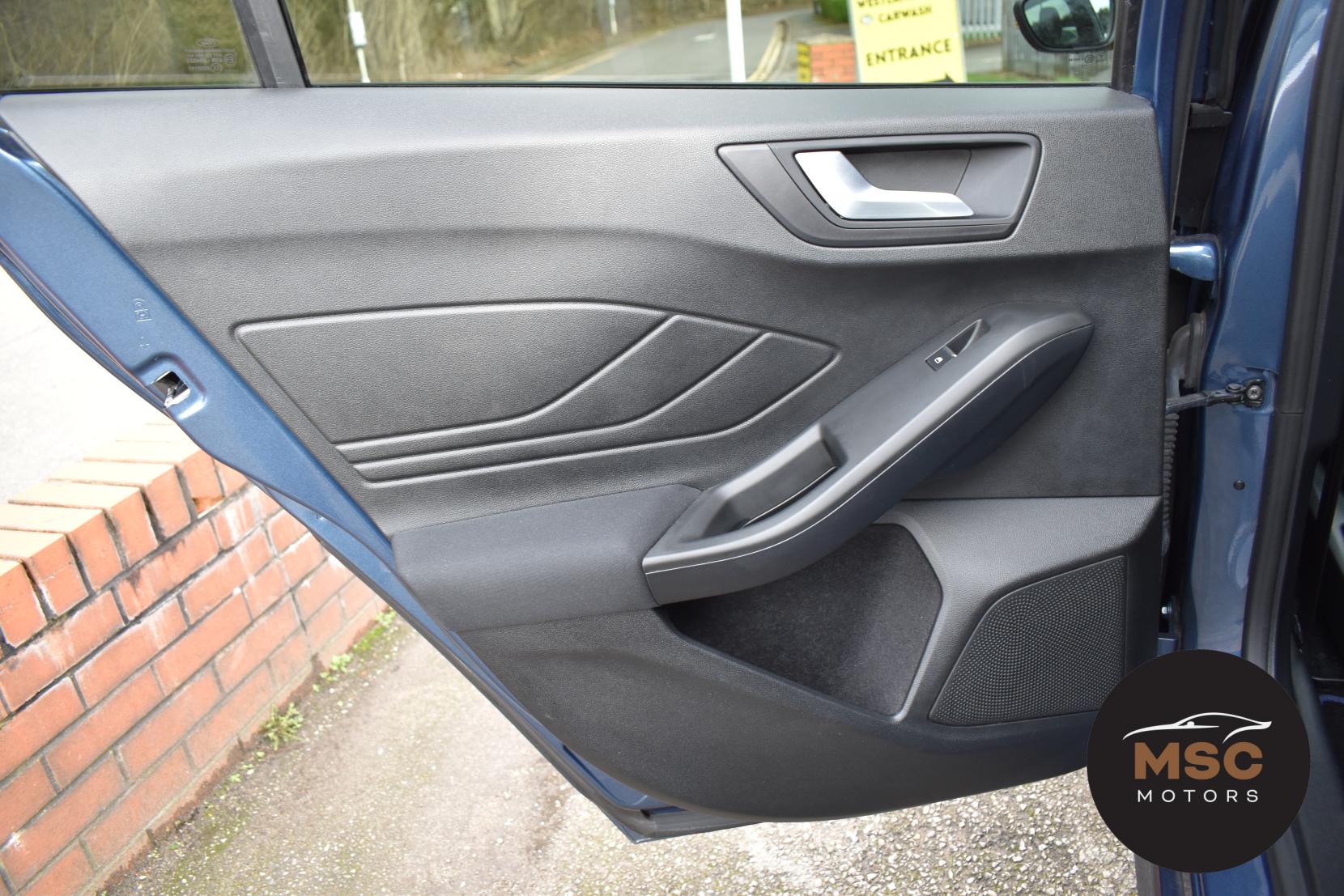 Ford Focus 1.0T EcoBoost ST-Line Hatchback 5dr Petrol Manual Euro 6 (s/s) (125 ps)