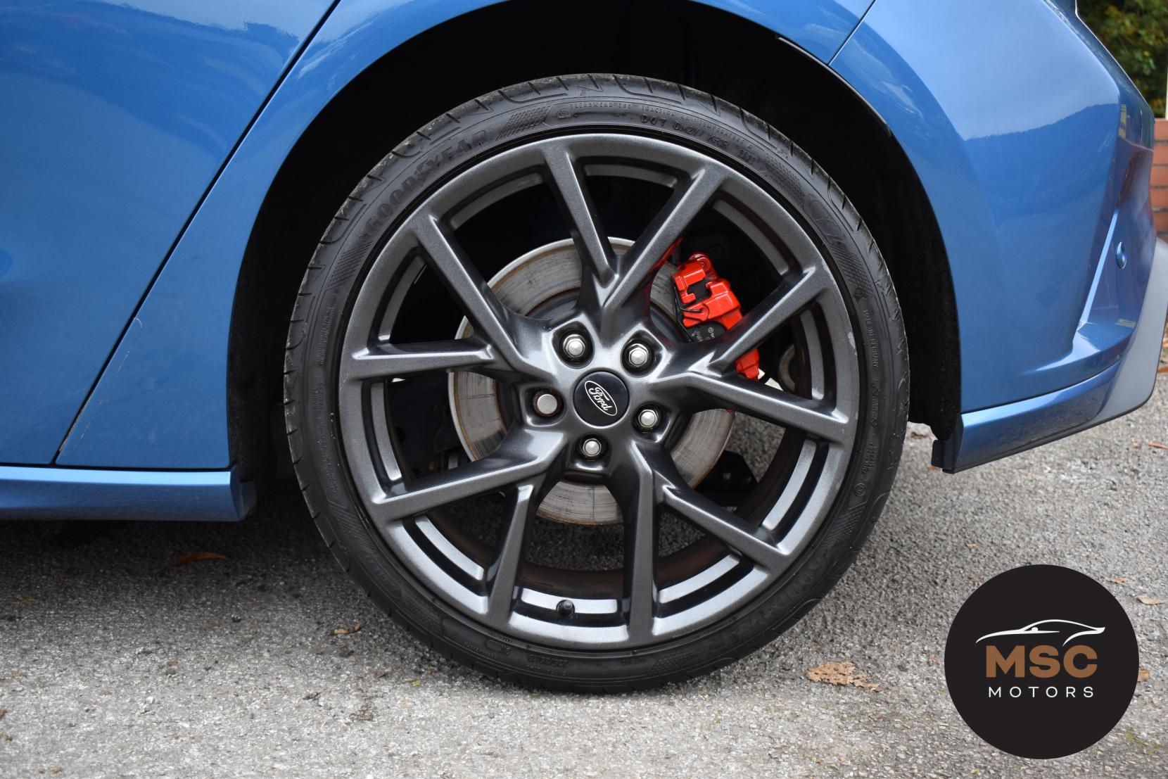 Ford Focus 2.3T EcoBoost ST Hatchback 5dr Petrol Manual Euro 6 (s/s) (280 ps)